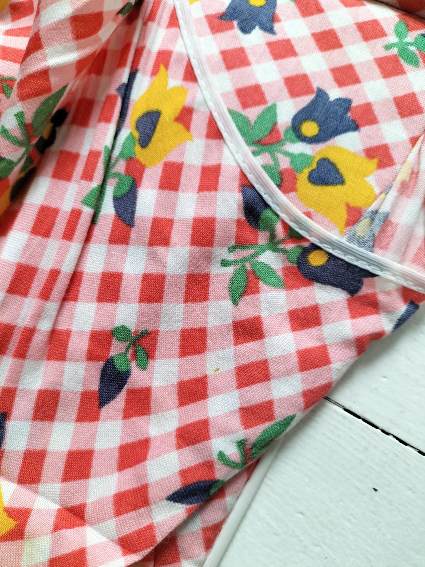 Rangement à compartiments/ étagère murale en tissu
