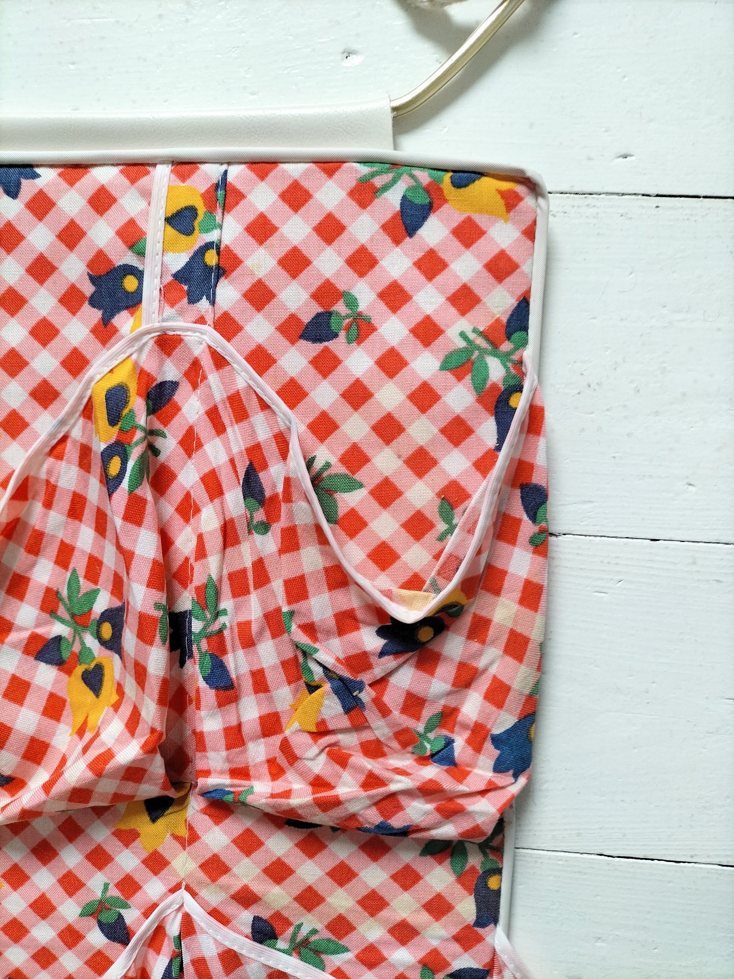 Rangement à compartiments/ étagère murale en tissu