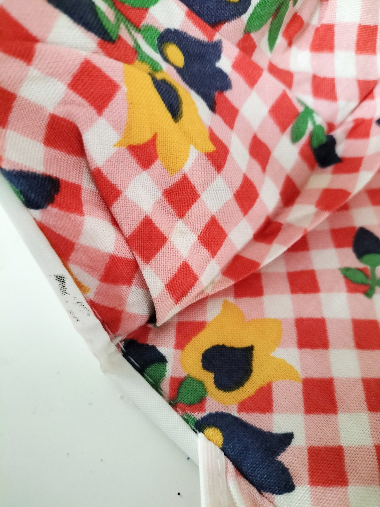 Rangement à compartiments/ étagère murale en tissu