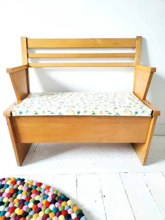 Banc coffre en bois enfant