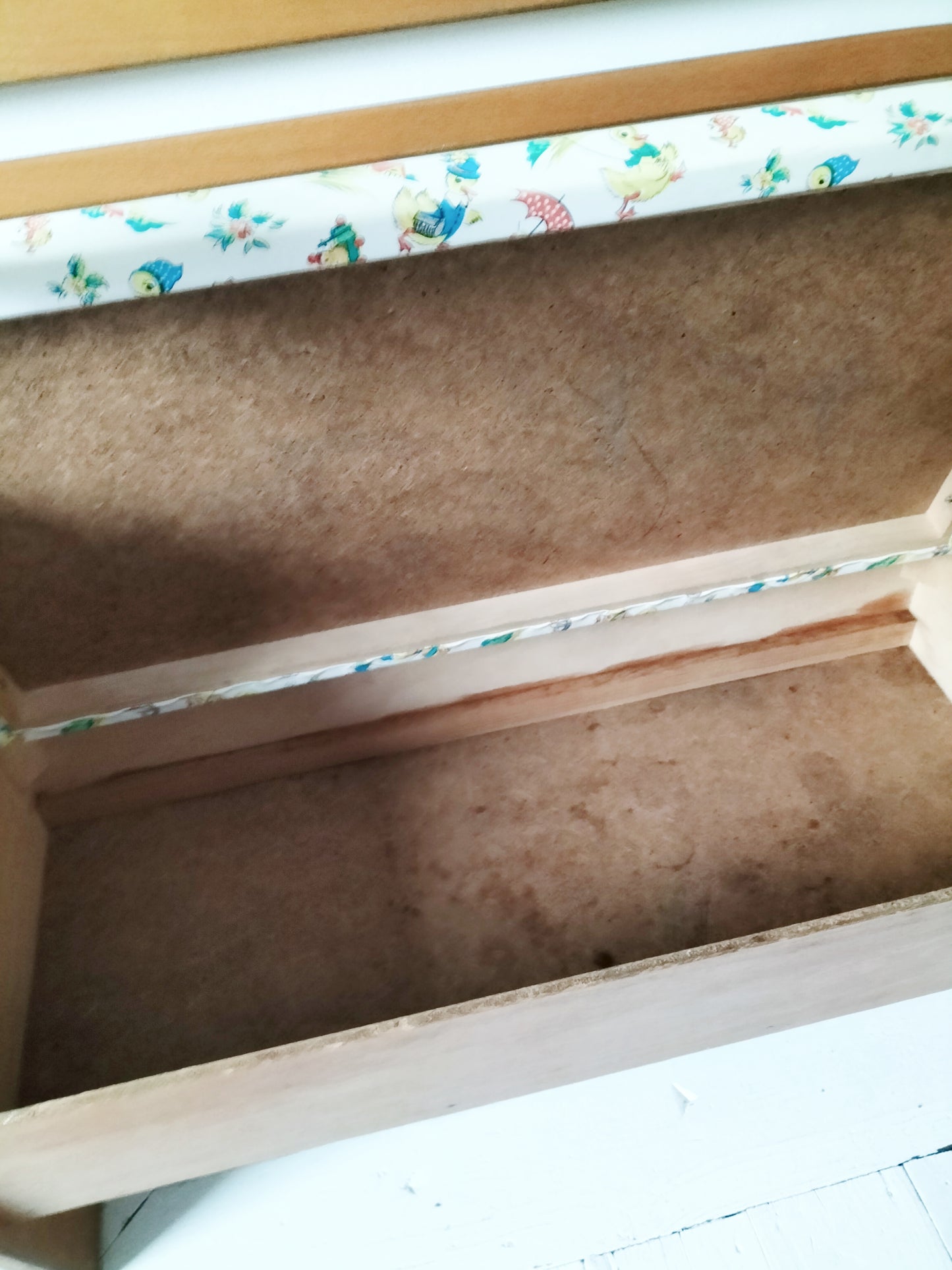 Banc coffre en bois enfant