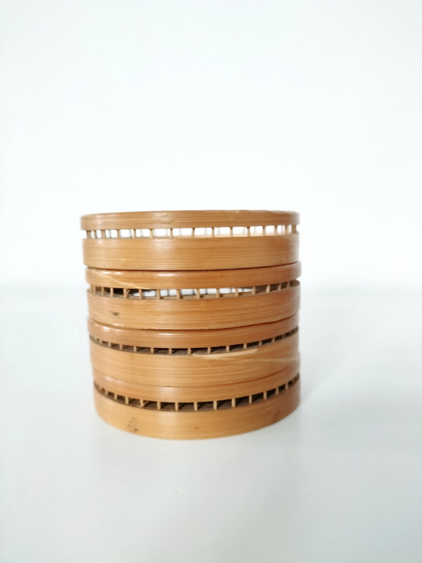 Set de 4 sous-verres bois et rotin papillon