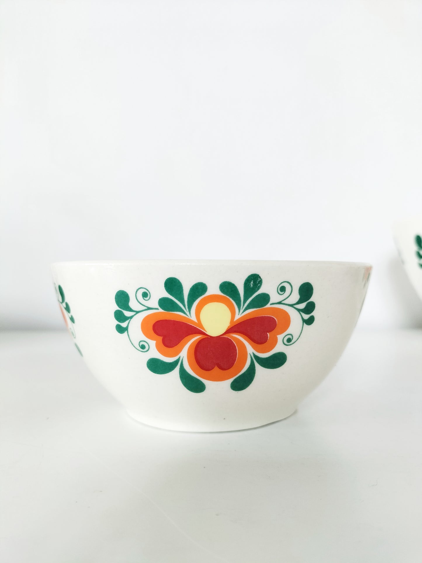 Set de 4 saladiers/ bols en porcelaine GDR