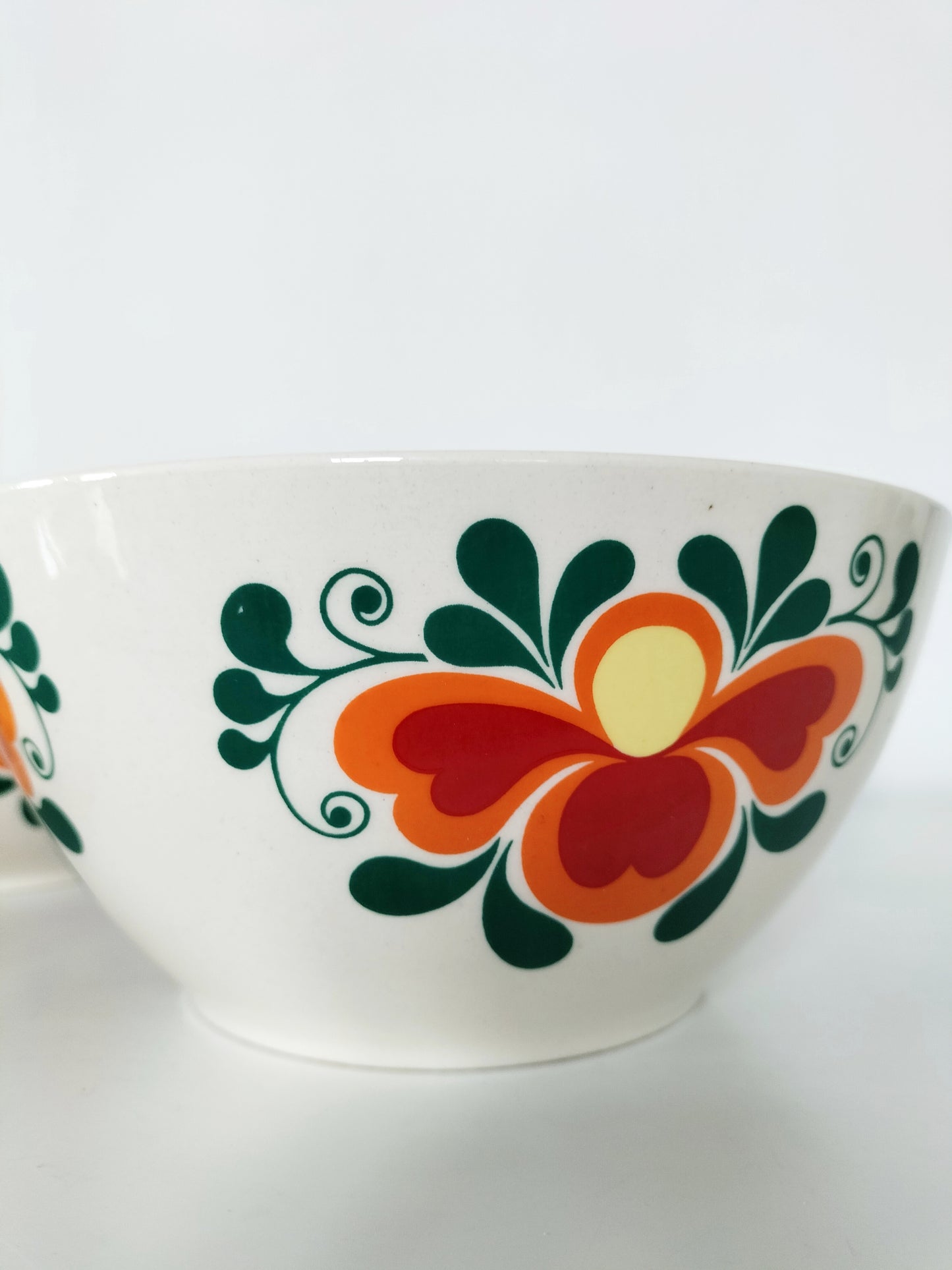 Set de 4 saladiers/ bols en porcelaine GDR