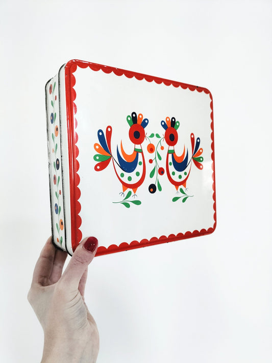 Grande boîte métallique vintage