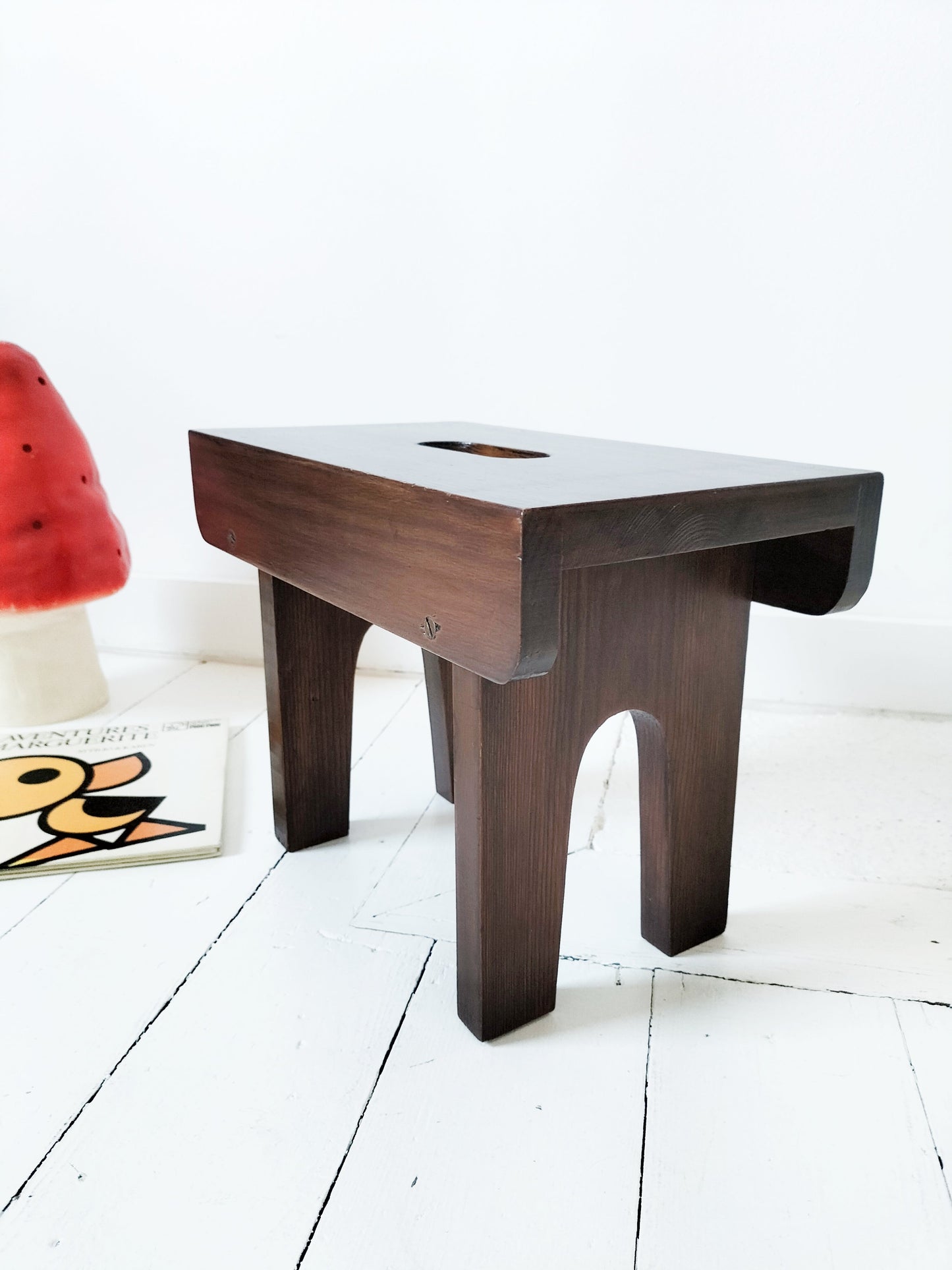 Marche-pied en bois