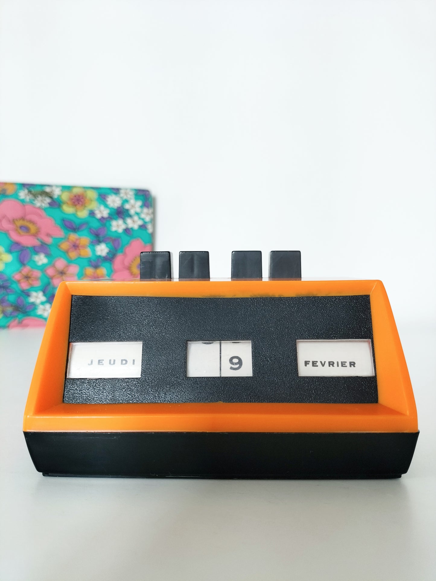 Calendrier perpétuel orange