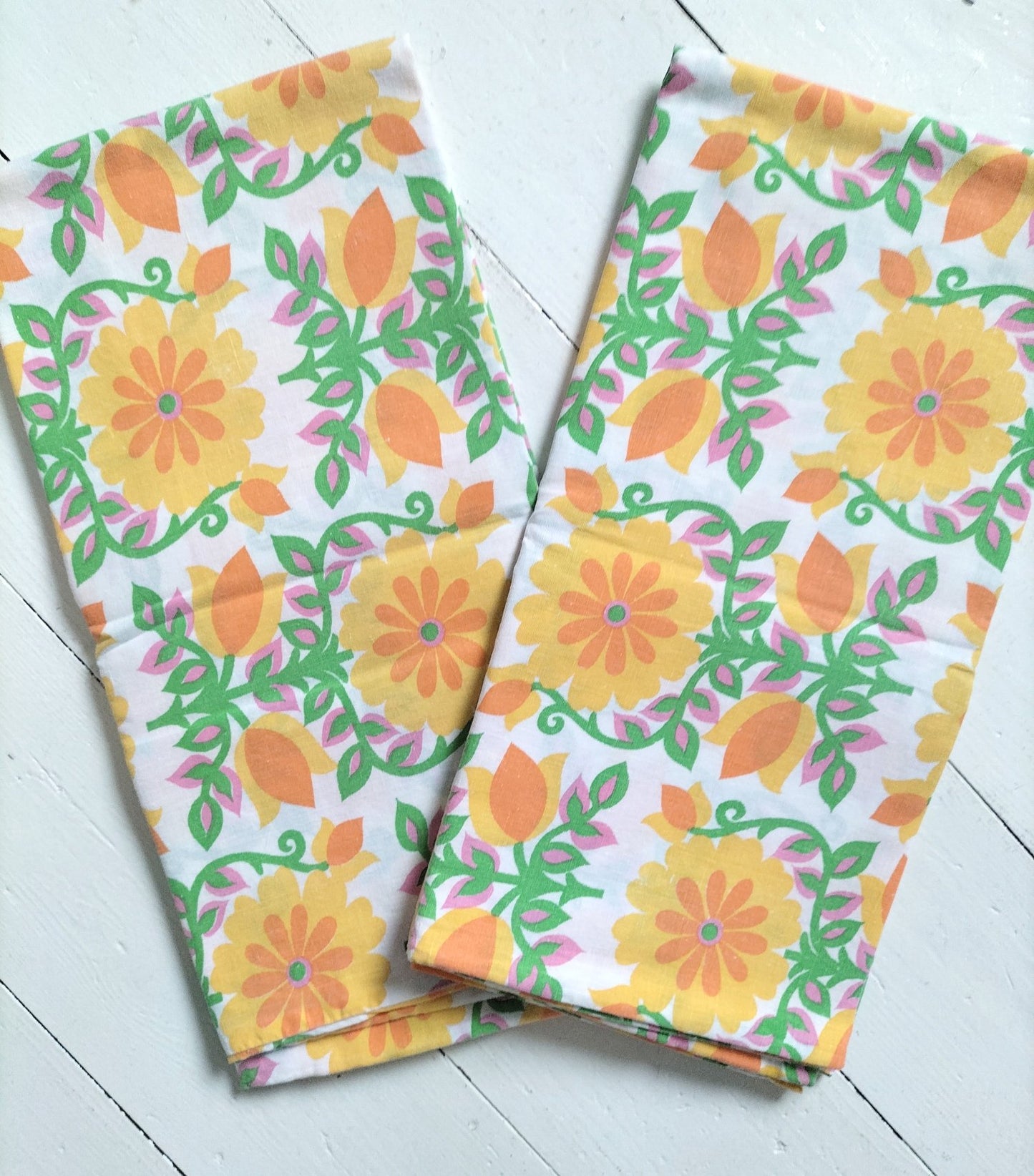 Duo de taies d'oreiller vintage