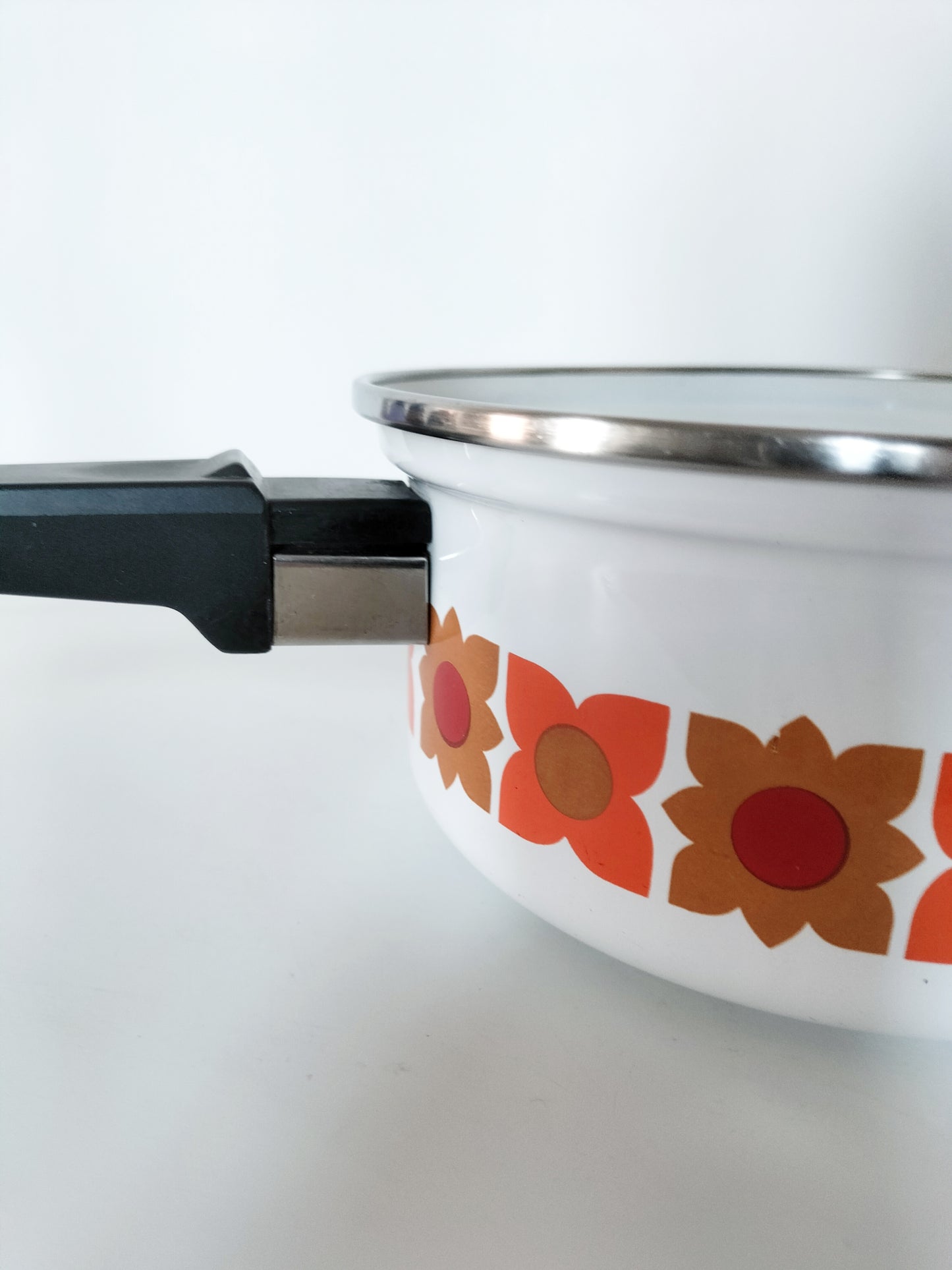 Casserole émaillée vintage
