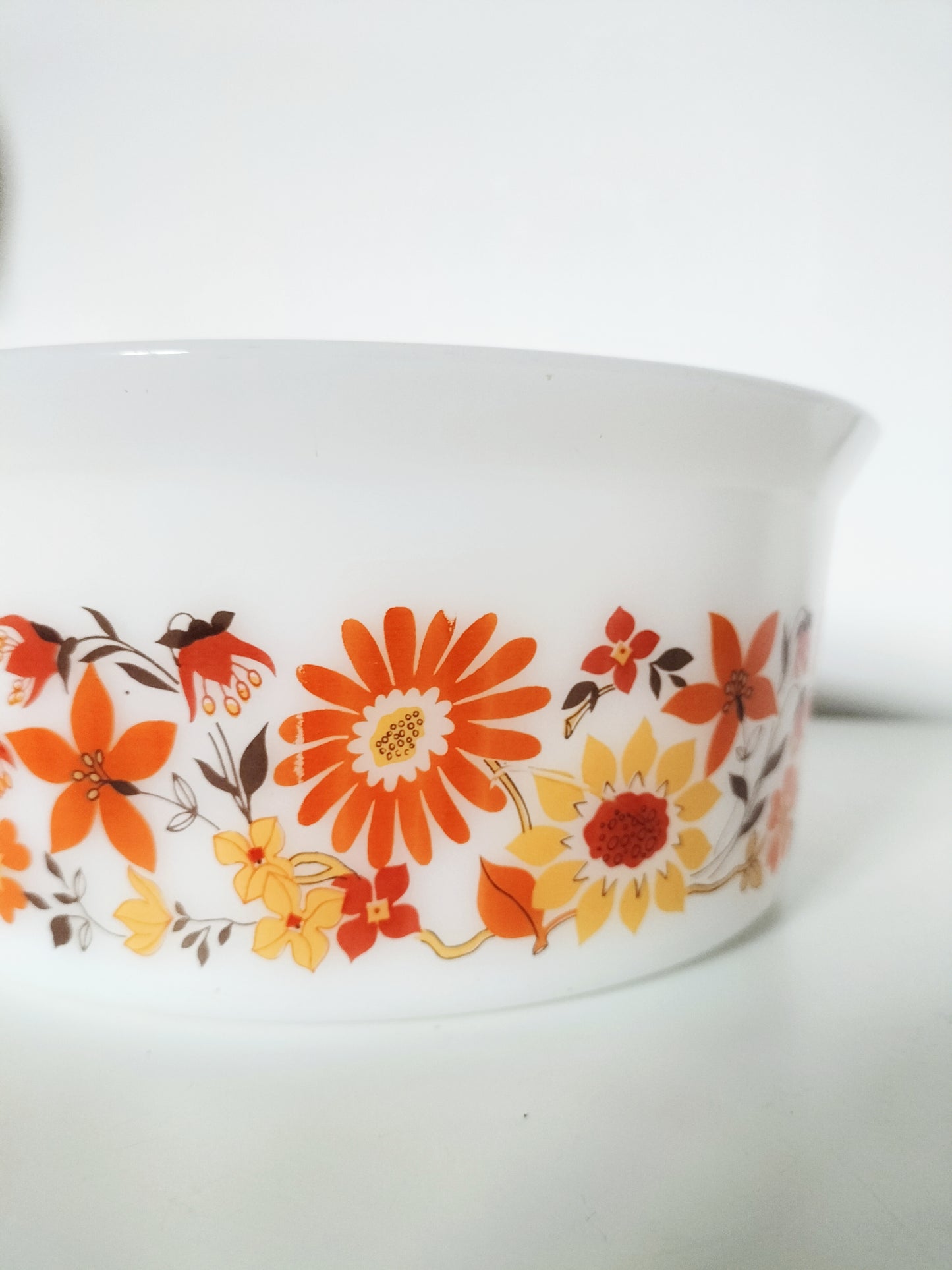 Grand bol/ saladier Arcopal Flore