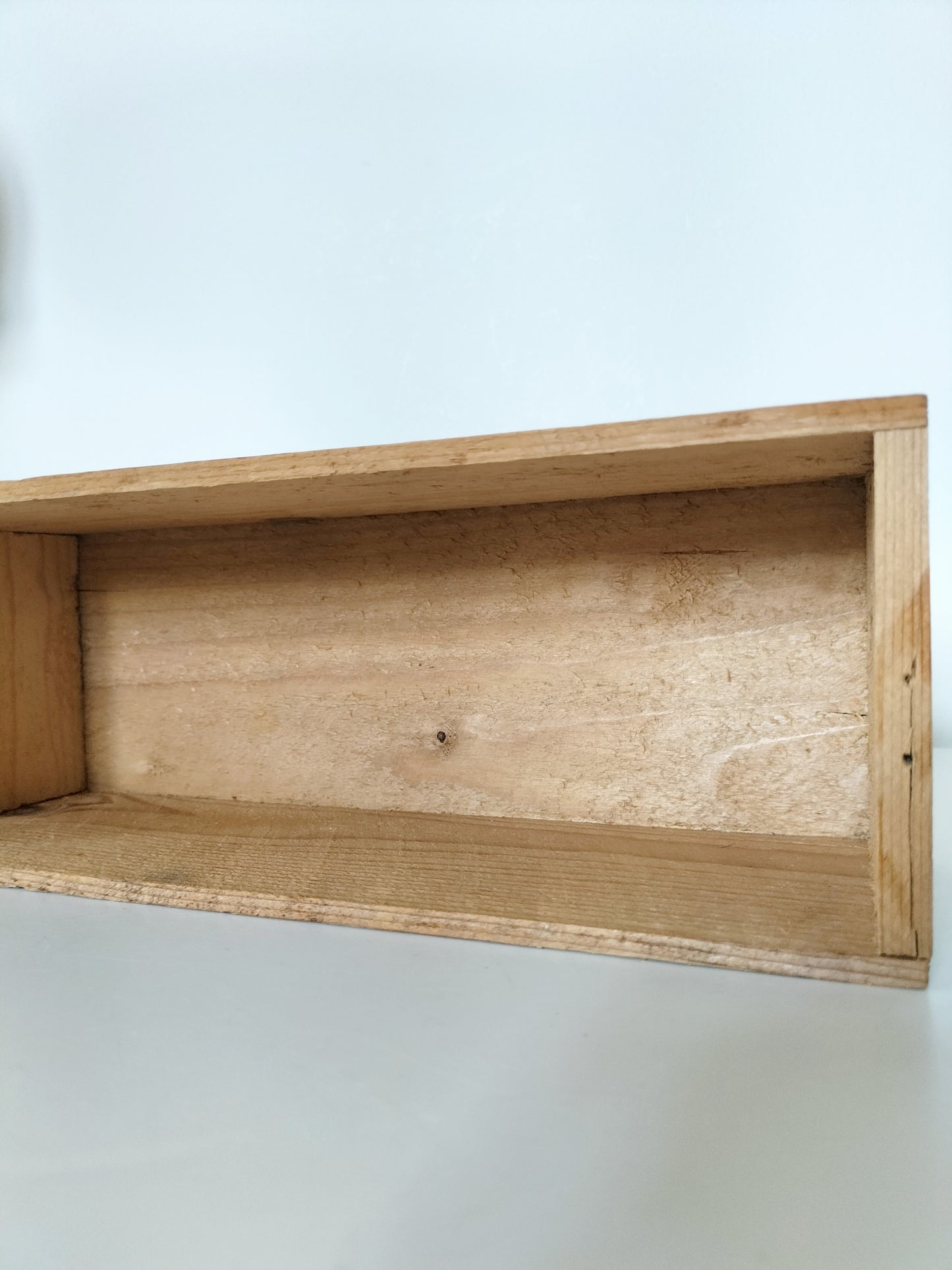 Ancienne boîte à fromage en bois