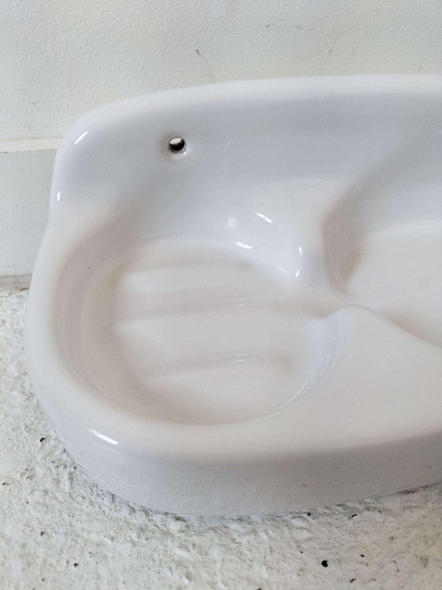Étagère/ porte-savon mural en porcelaine