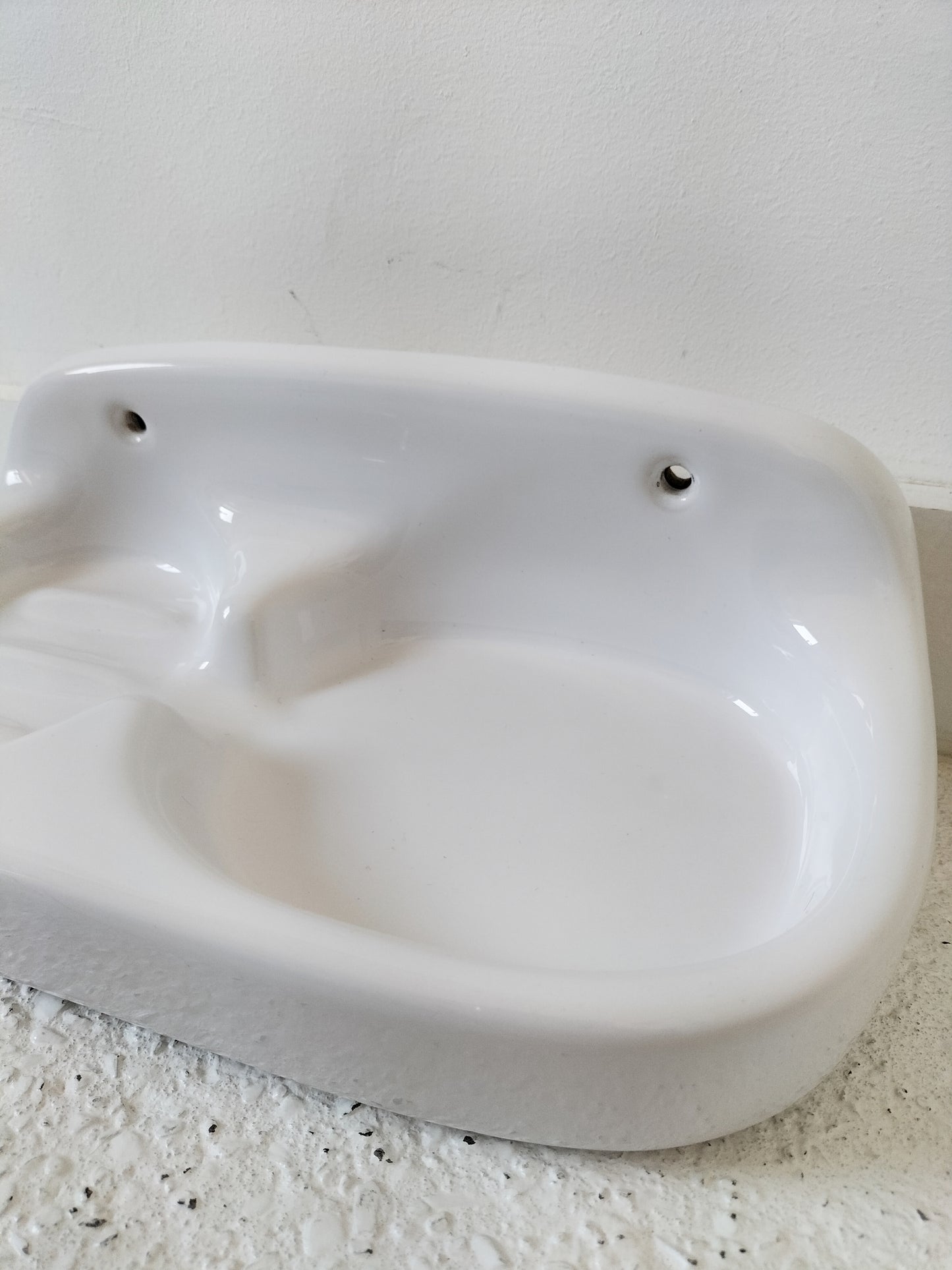 Étagère/ porte-savon mural en porcelaine
