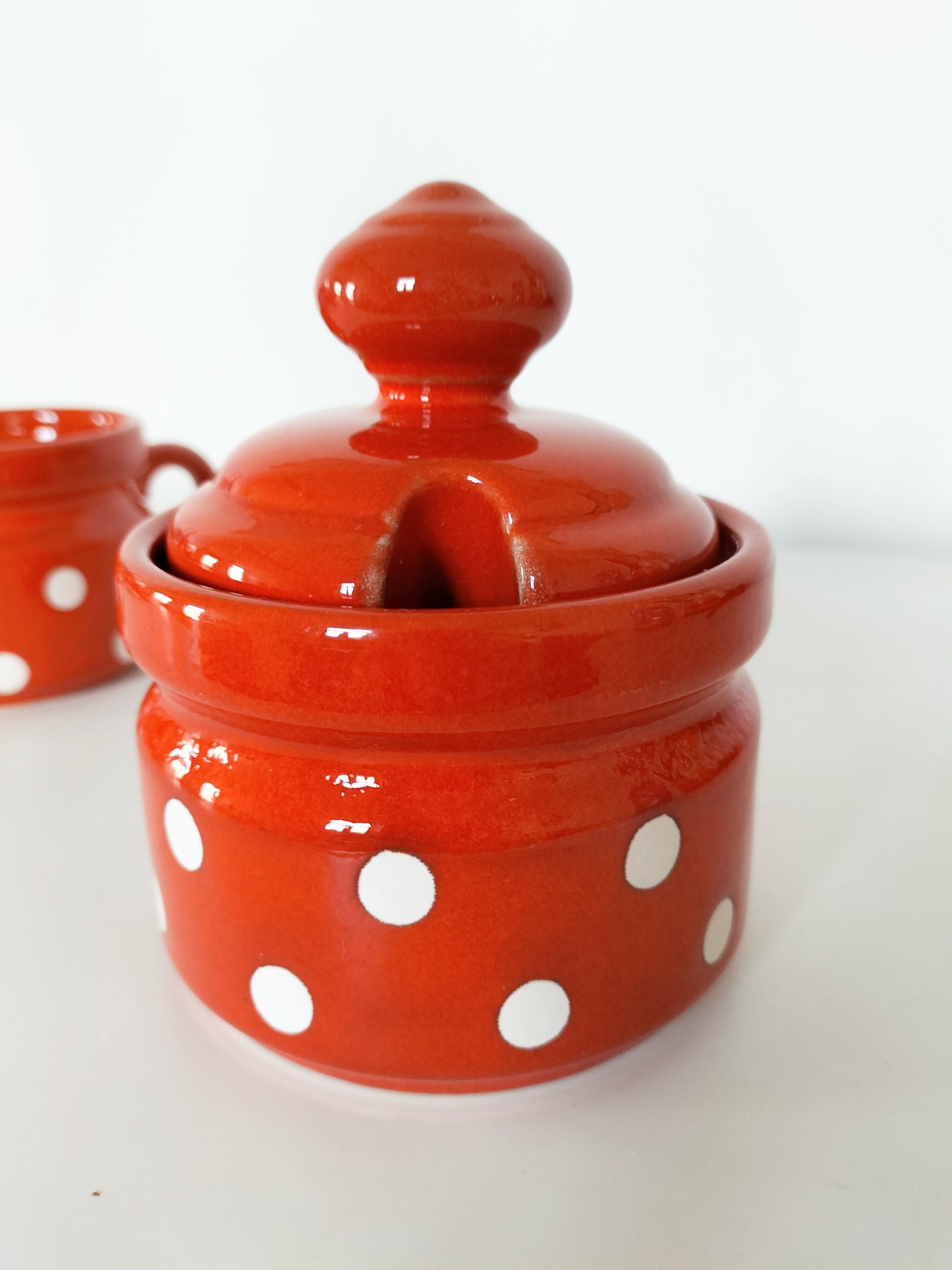 Pot à lait ou sucrier Waechtersbach pois