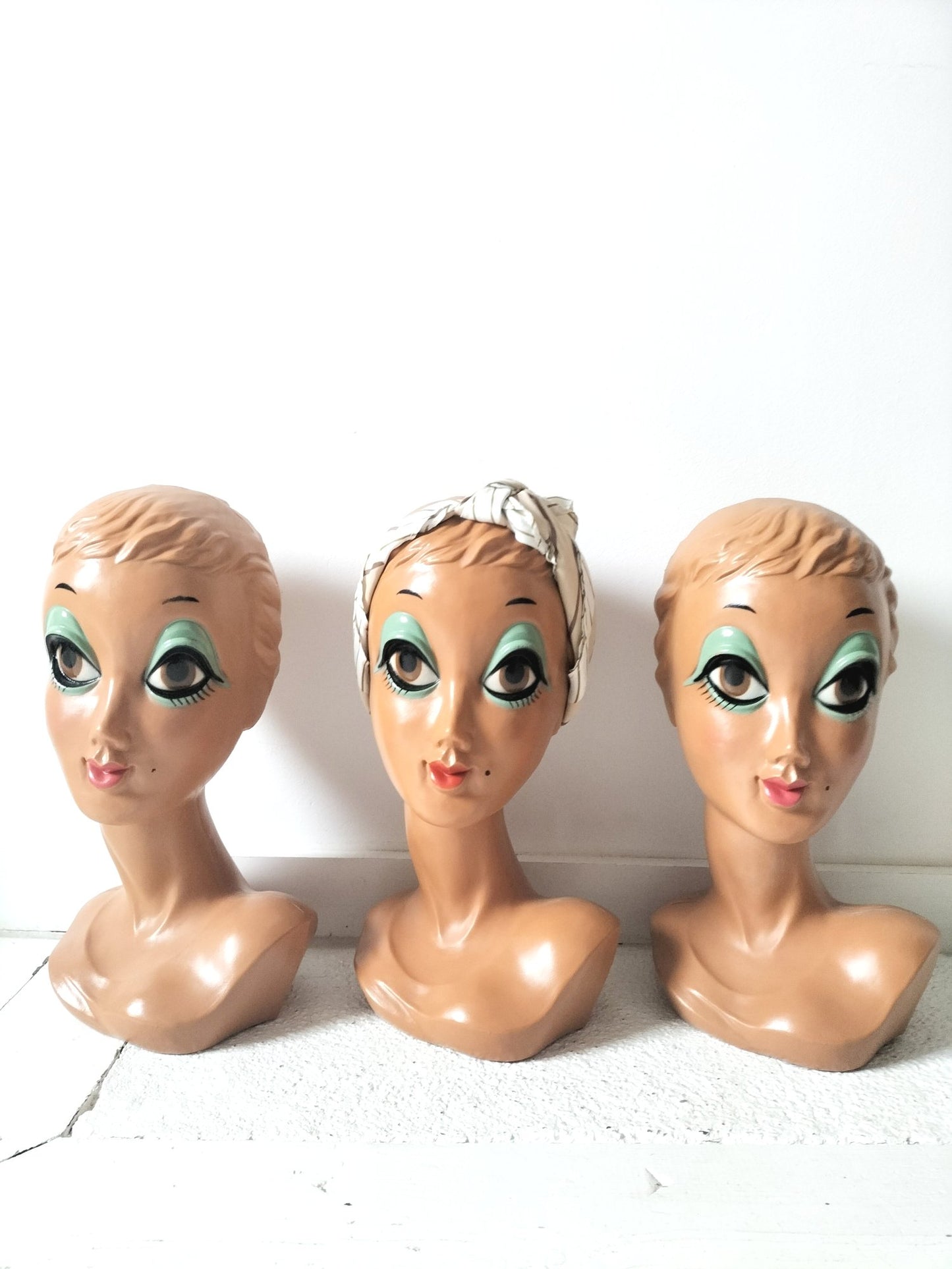 Tête à chapeau Twiggy Lesley Hornby