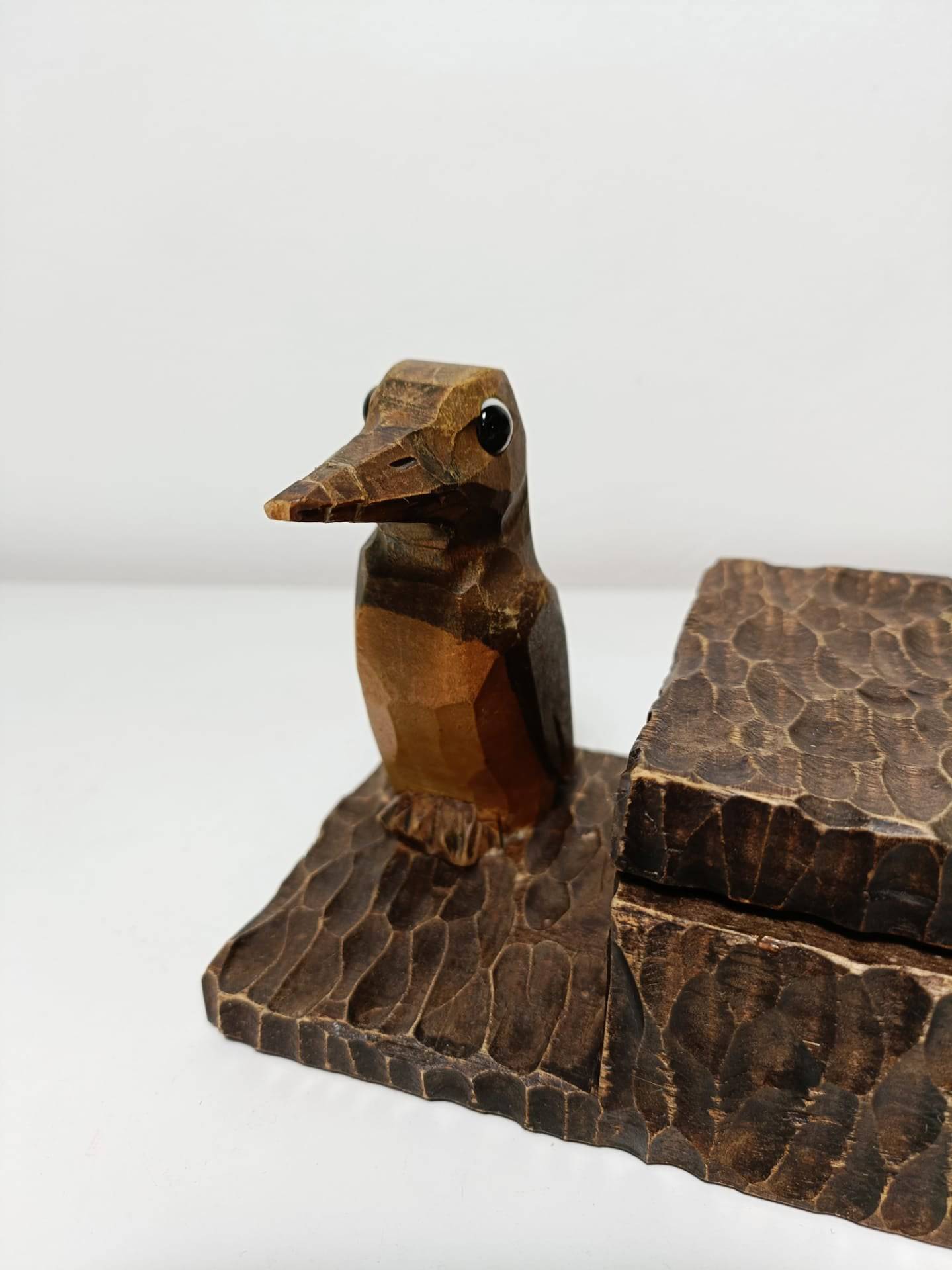 Boîte en bois sculpté handmade - cetaitmieuxavant