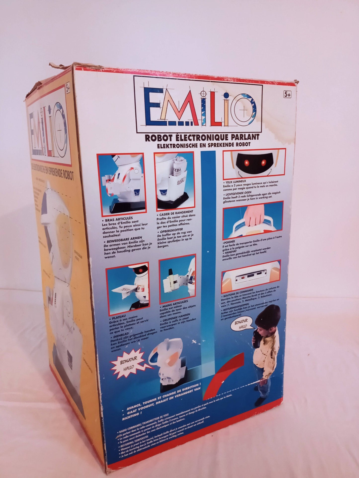 Émilio le robot télécommandé - cetaitmieuxavant
