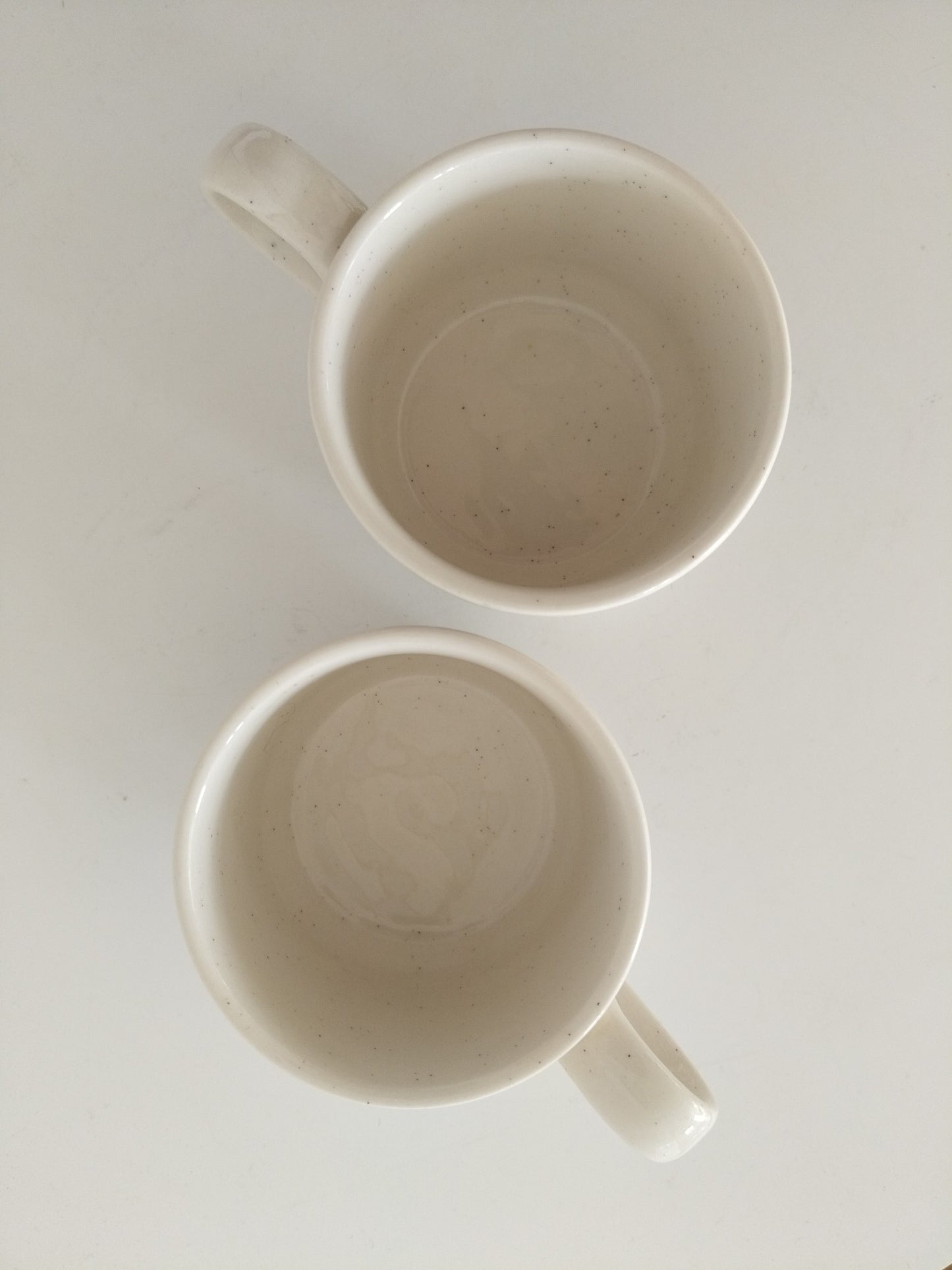 Ensemble de deux tasses en porcelaine Biltons England