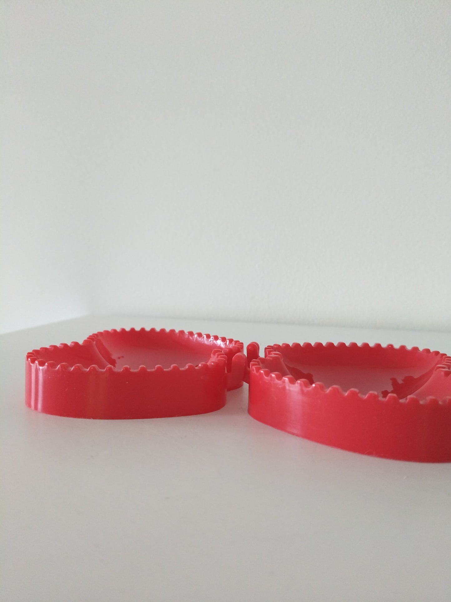 Petite boîte pomme en plastique