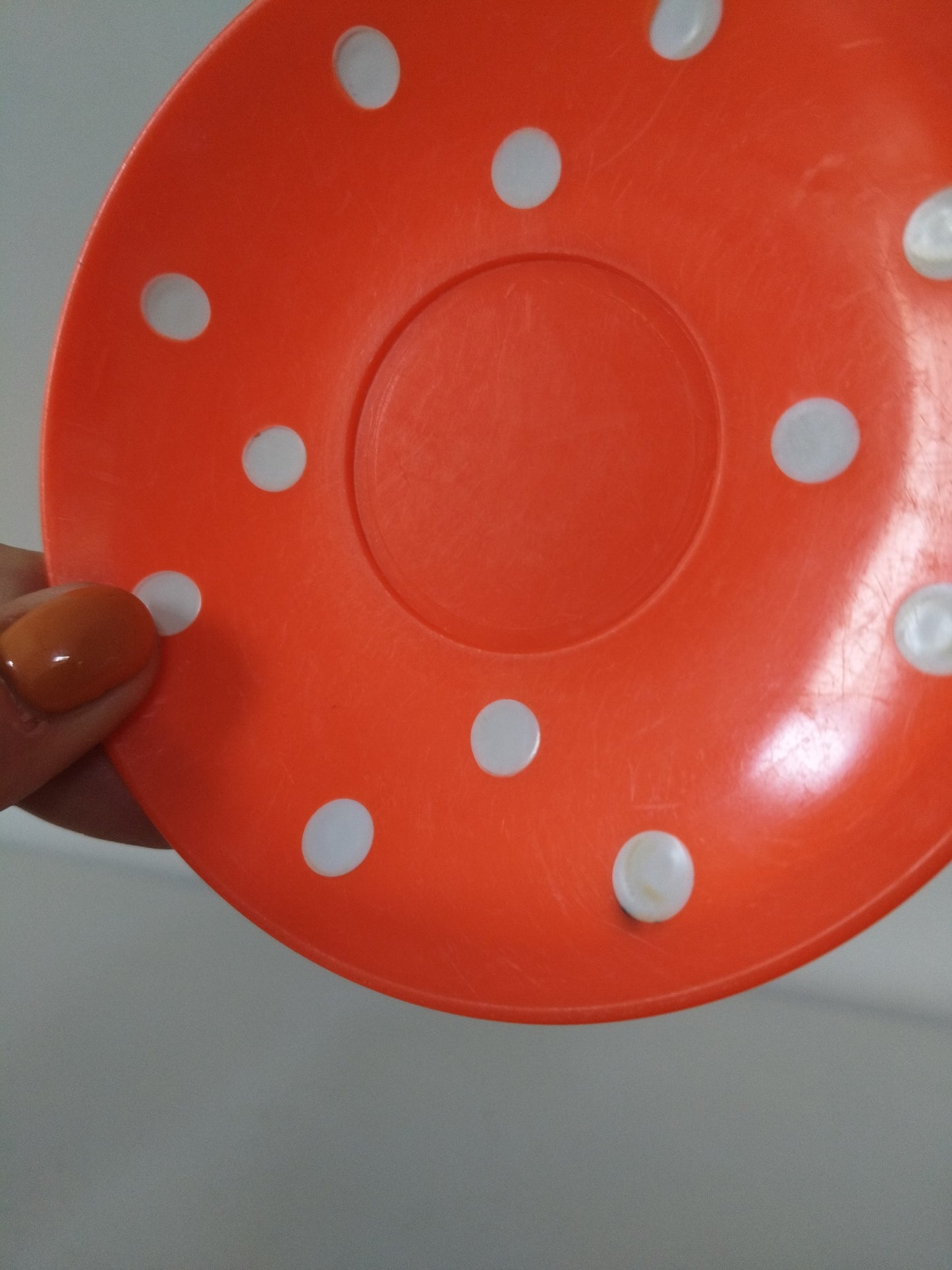Dinette/ 4 tasses + sous-tasses en plastique