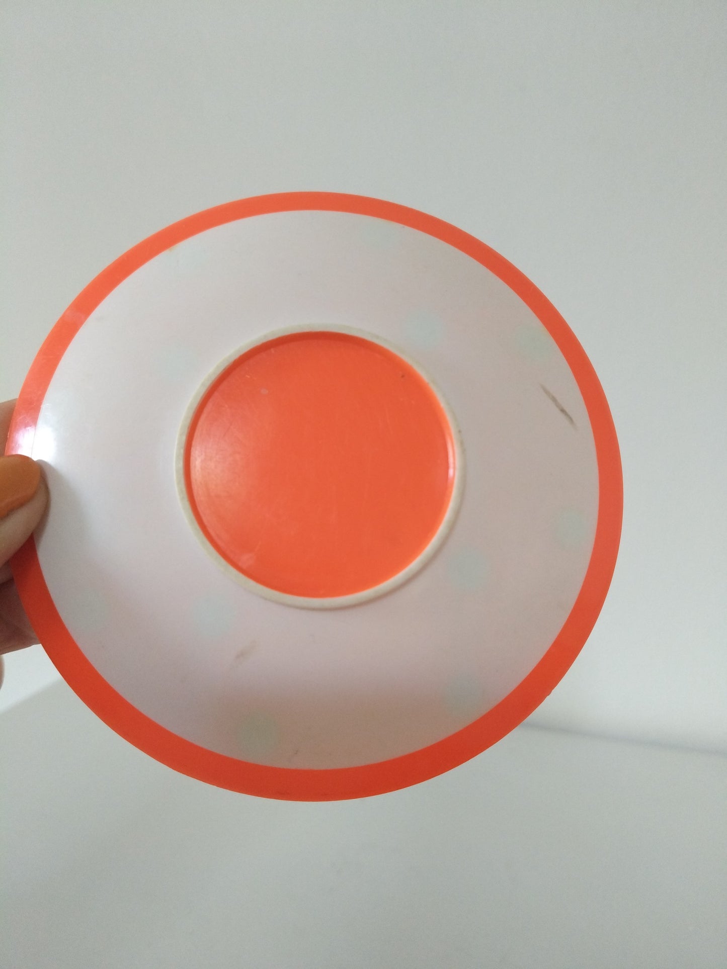 Dinette/ 4 tasses + sous-tasses en plastique
