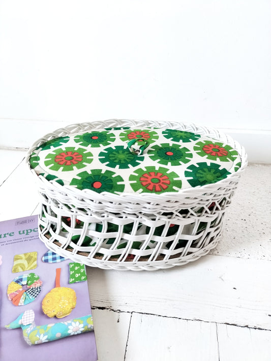 Boîte/ panier à couture travailleuse tissu et scoubidou