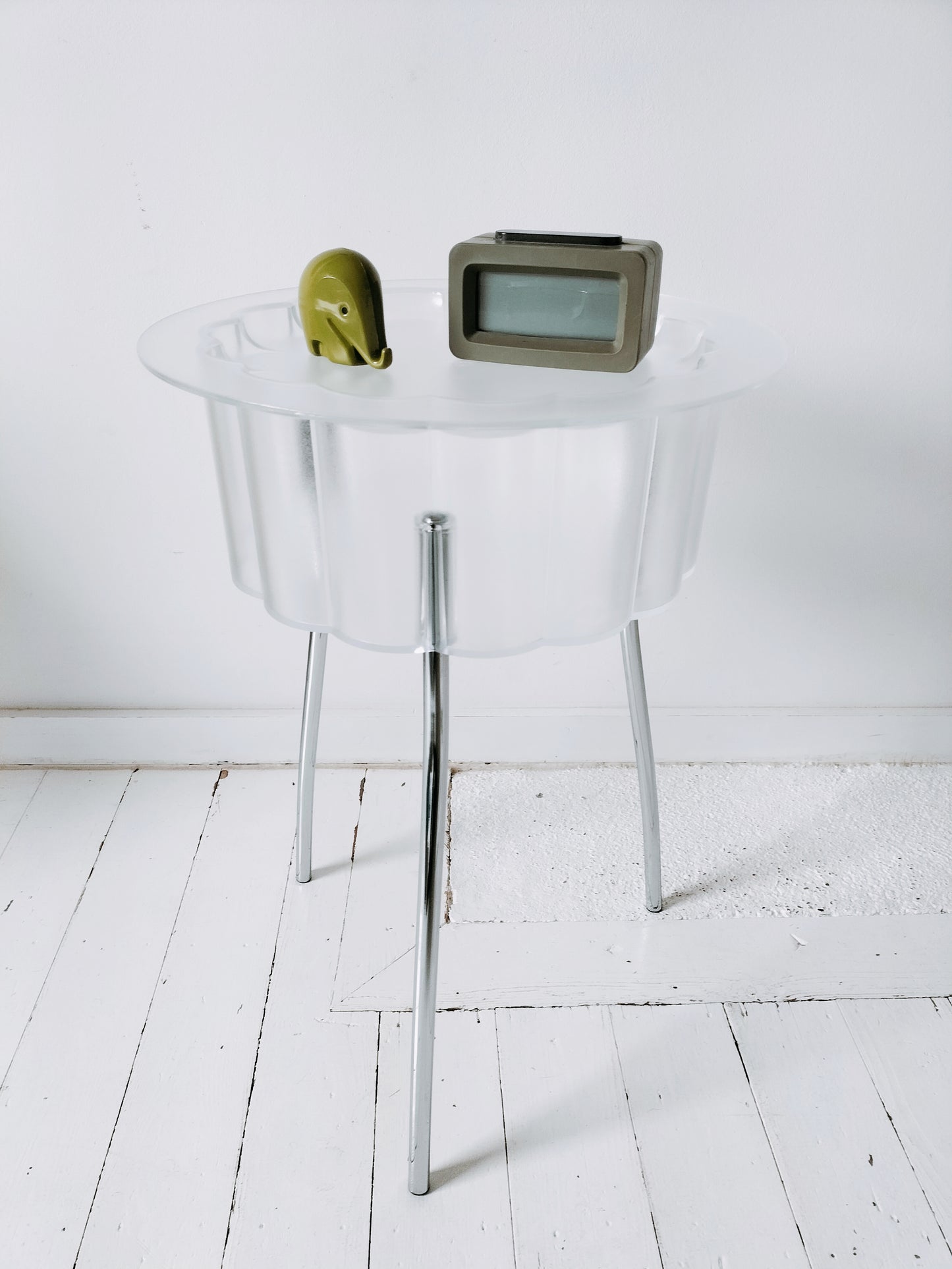 Table d'appoint Hatten par Elhen Johansson pour Ikea 90's