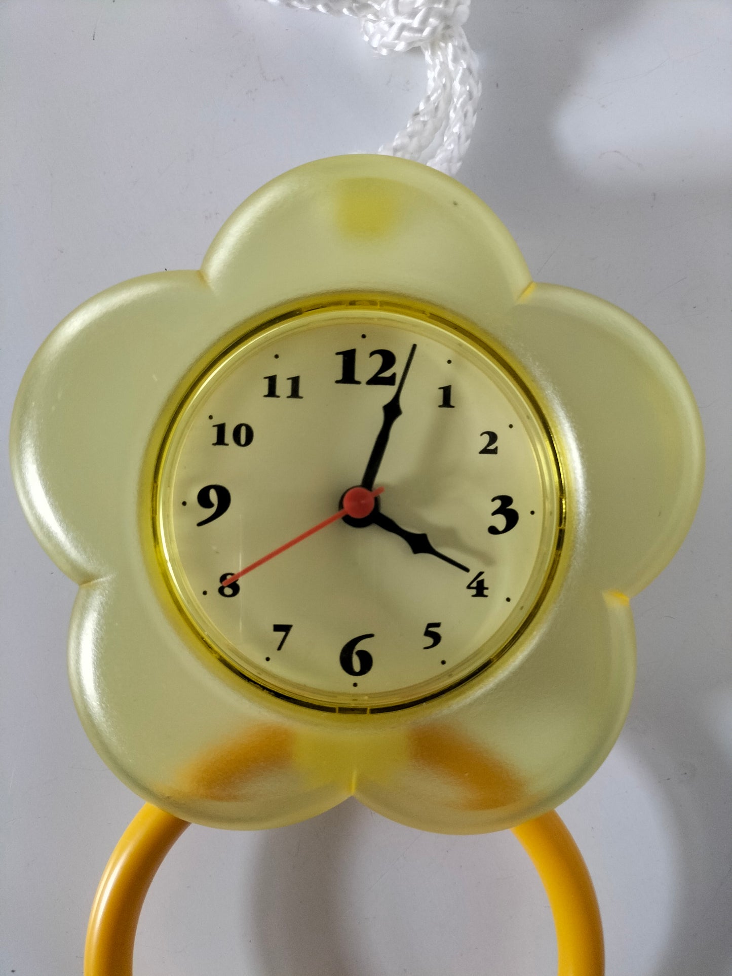 Petite horloge de salle de bain murale ou à poser