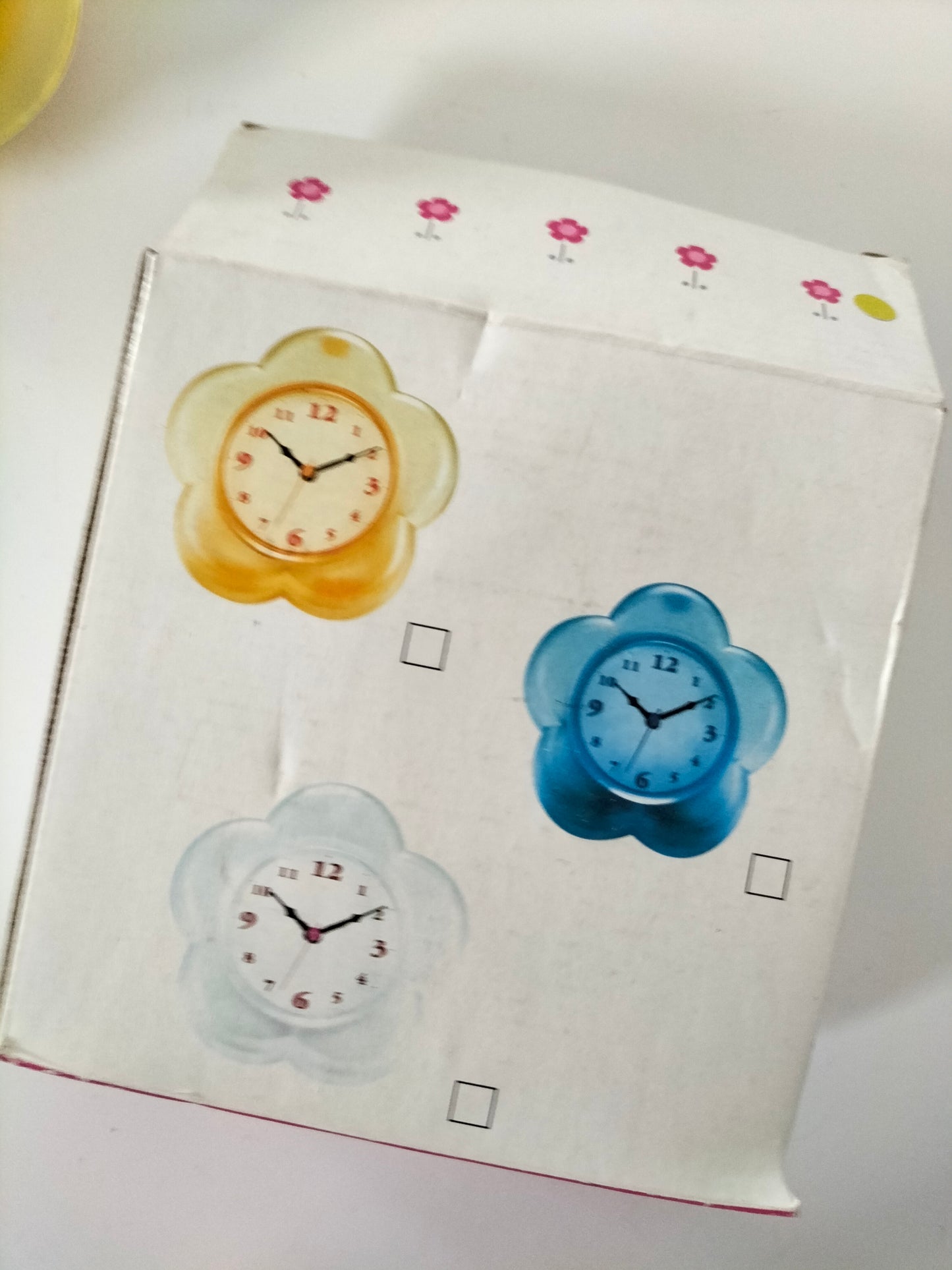 Petite horloge de salle de bain murale ou à poser