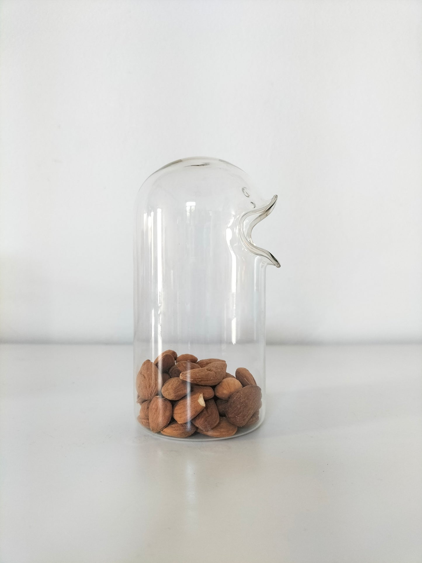 "The Feeder" (for people) distributeur oiseau en verre