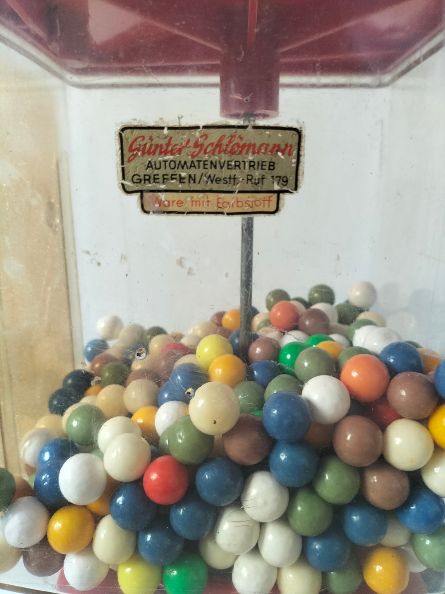 Distributeur de bonbons/ chewing-gums vintage