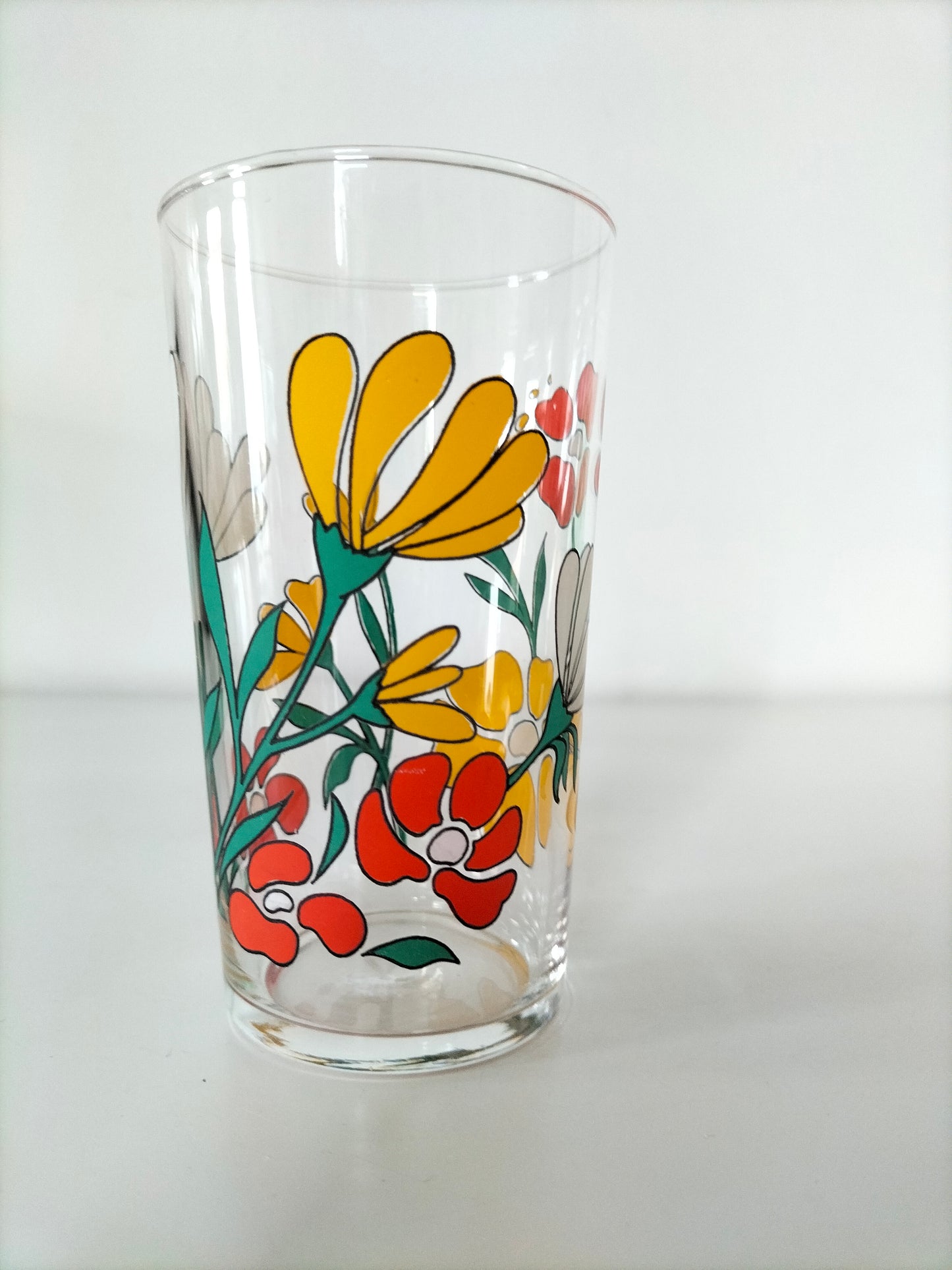 Duo de verres décor fleuri