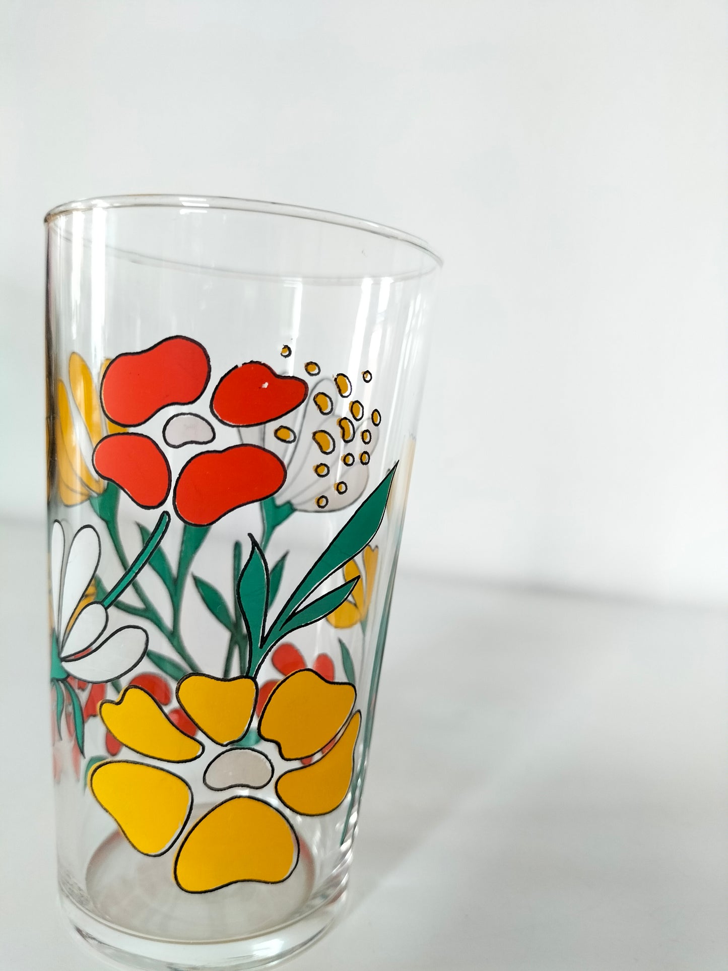 Duo de verres décor fleuri