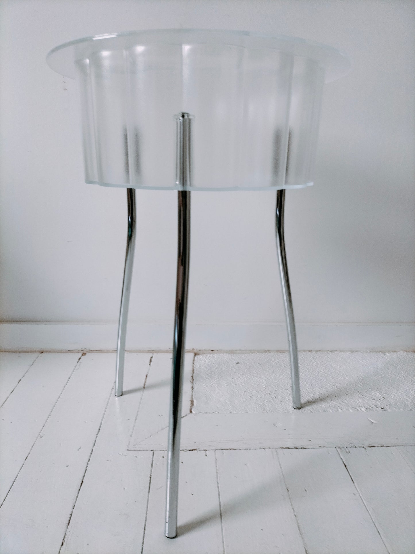 Table d'appoint Hatten par Elhen Johansson pour Ikea 90's