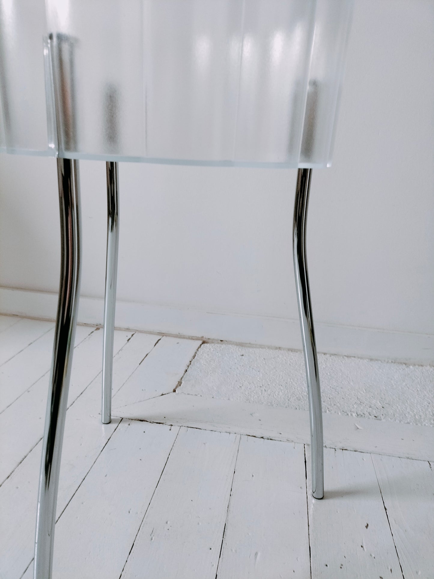 Table d'appoint Hatten par Elhen Johansson pour Ikea 90's