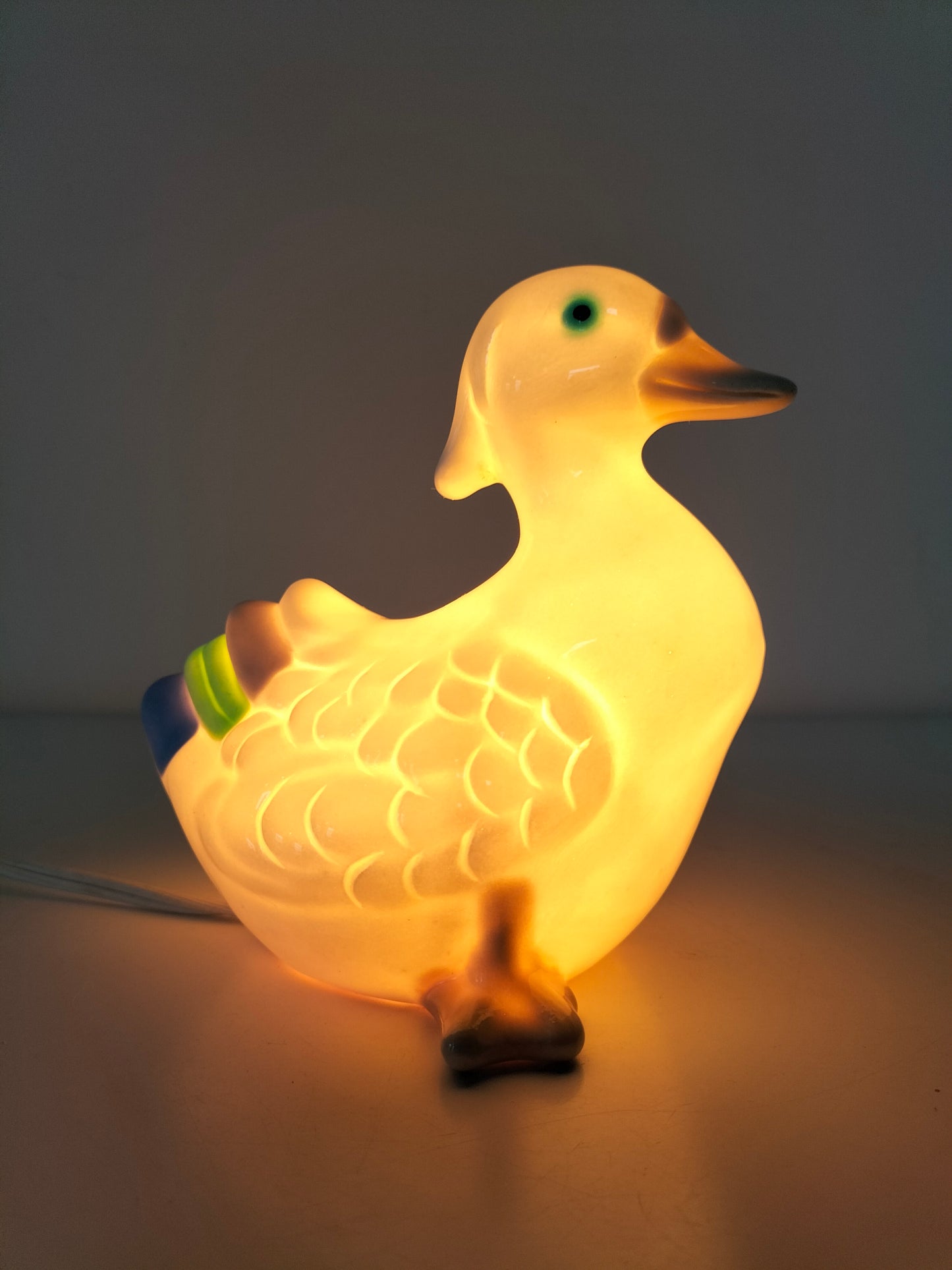 Petite lampe de table canard en céramique