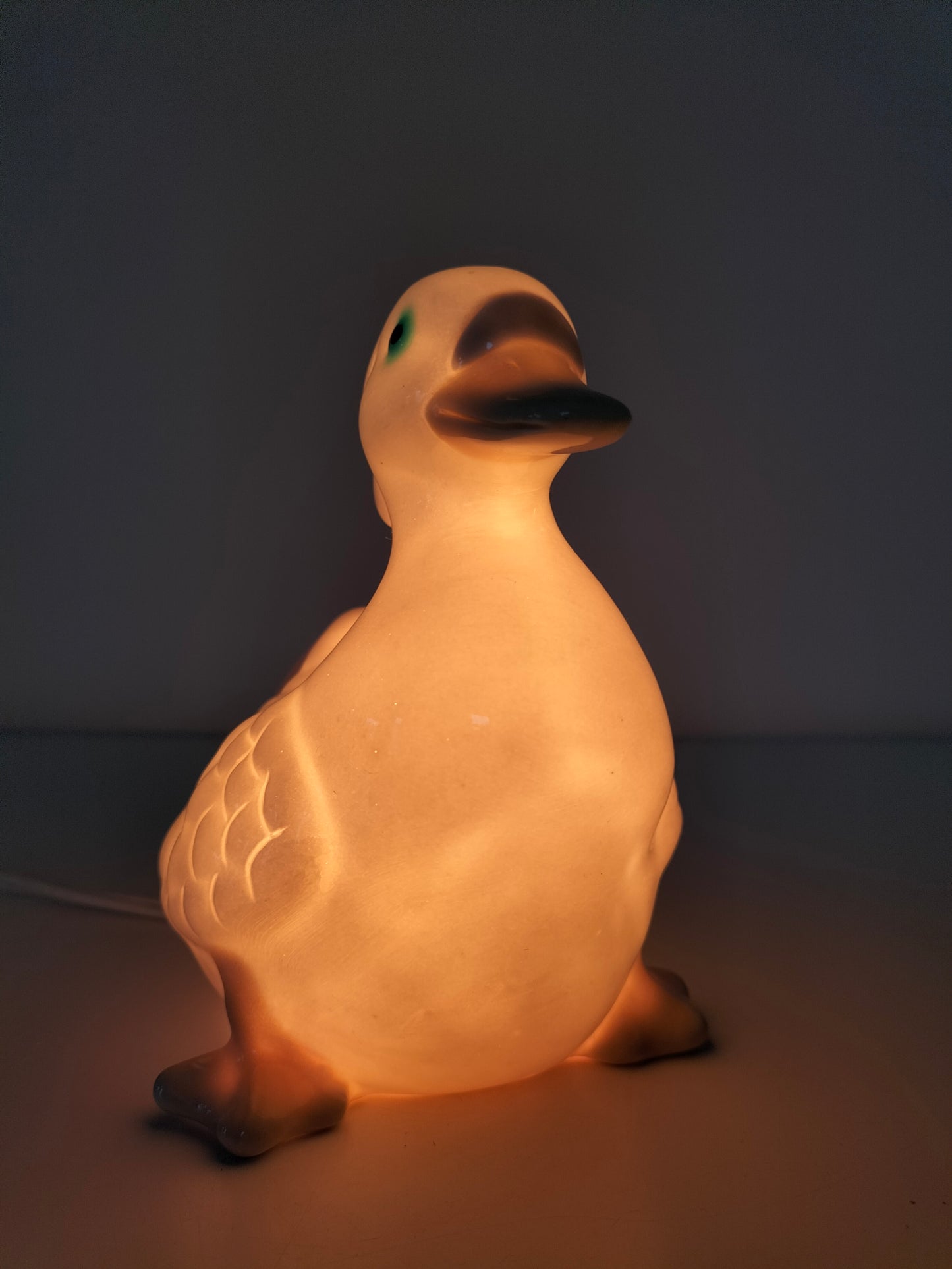 Petite lampe de table canard en céramique