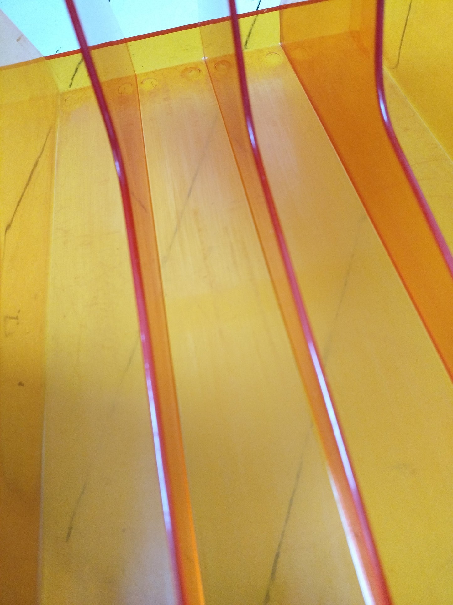 Range-vinyles 33T en plexi orange !!priorité à Mathilde!!