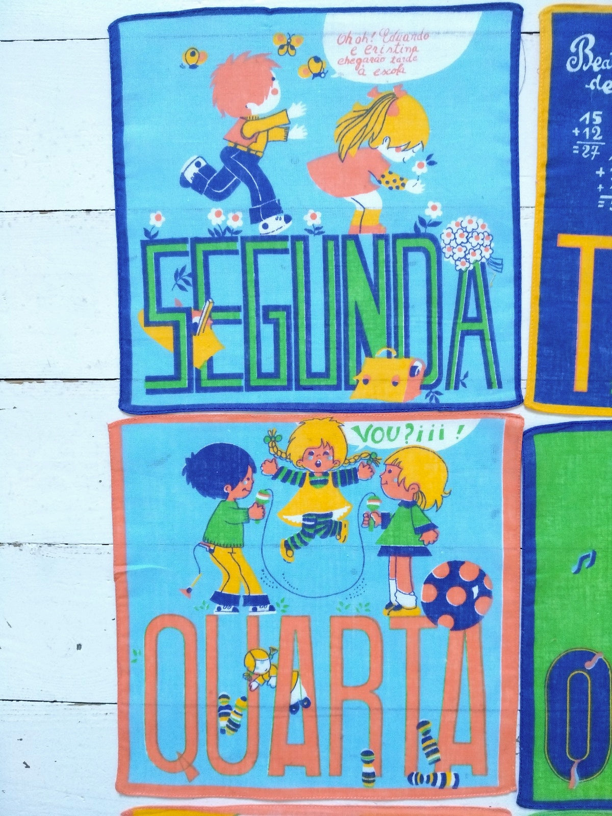 Semainier de mouchoirs pour enfants en portugais
