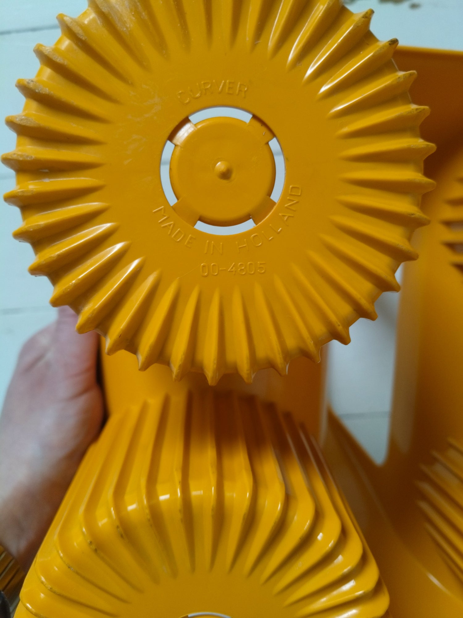 Range/porte-bouteilles en plastique Curver - cetaitmieuxavant
