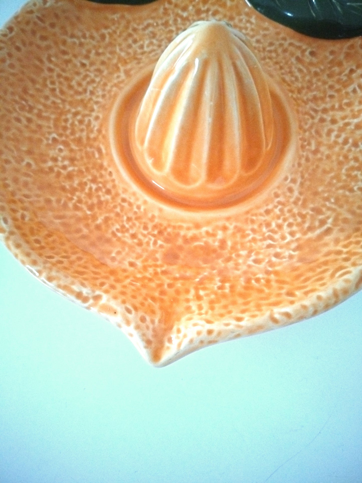 Presse-agrumes orange en céramique made in Portugal
