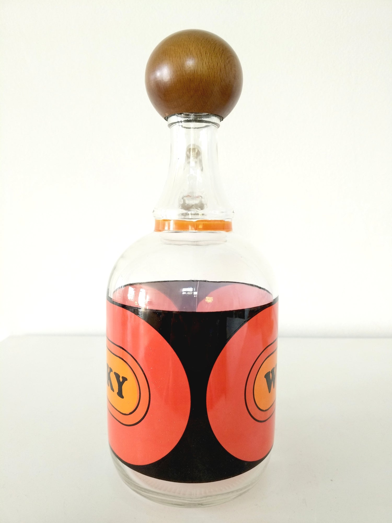Ancienne bouteille à whisky en verre - cetaitmieuxavant