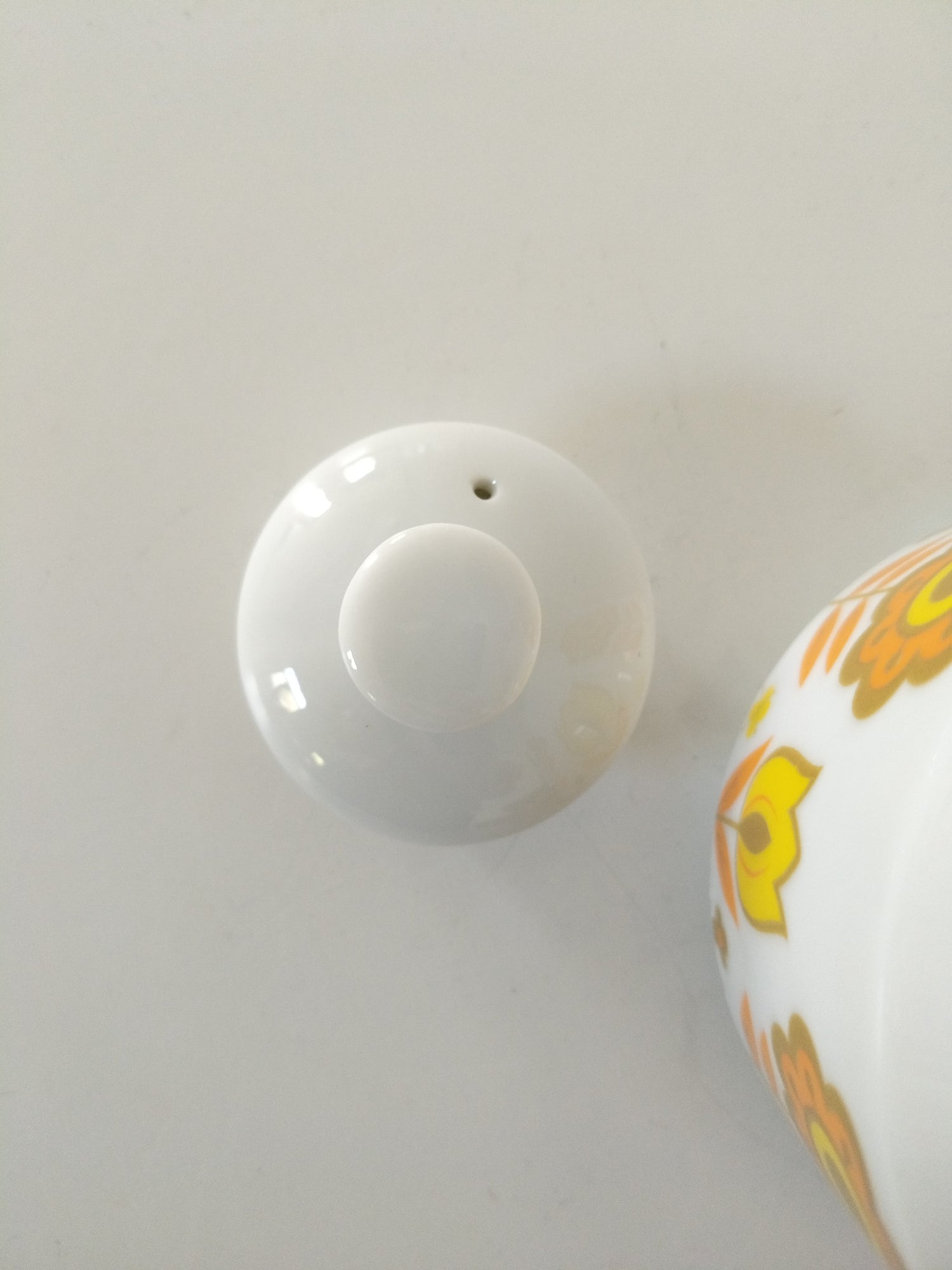 Petite cafetière en porcelaine made in Japan - cetaitmieuxavant
