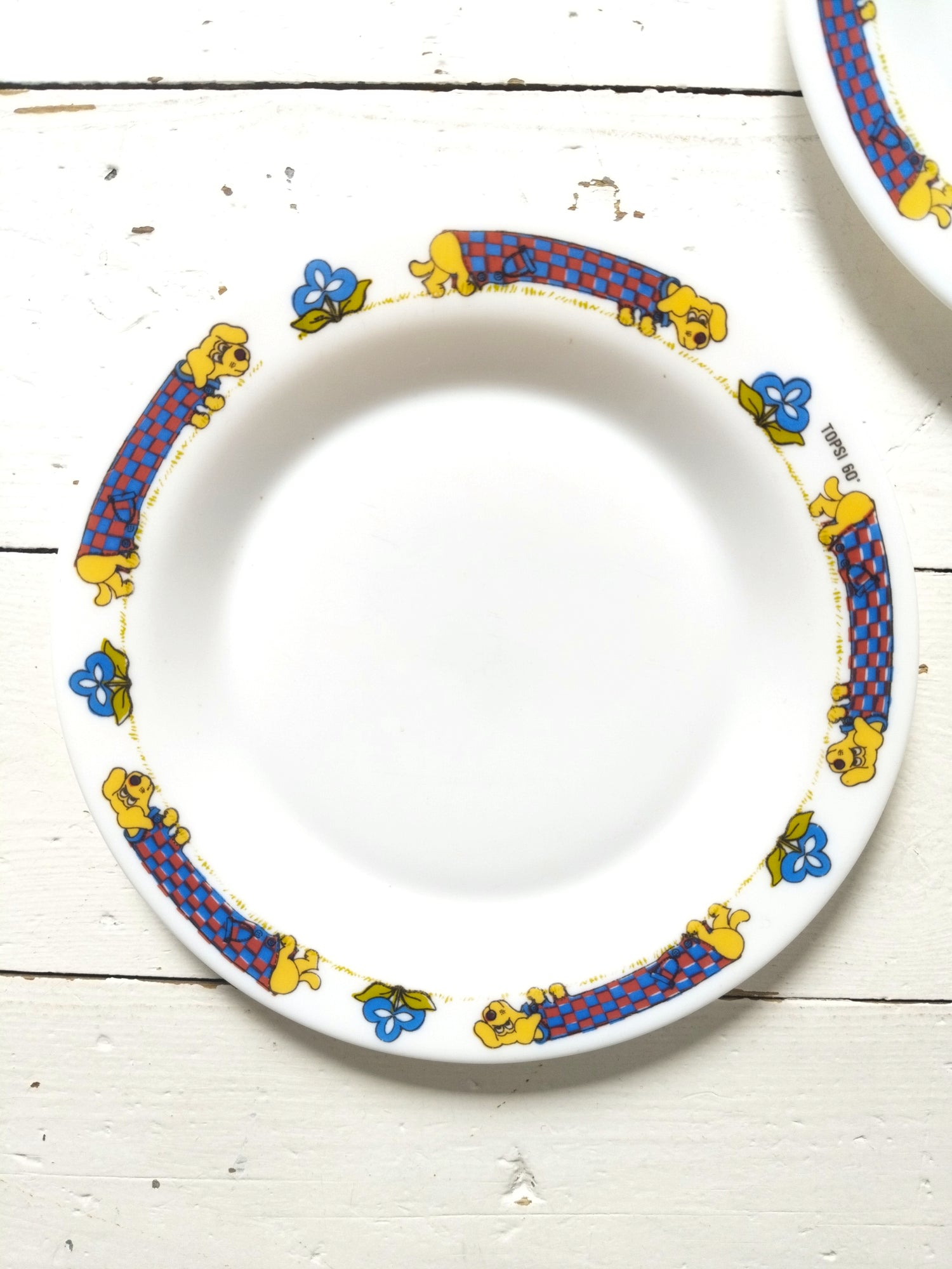 Ensemble de 4 assiettes Arcopal Topsi 60 teckels chiens-saucisses - cetaitmieuxavant