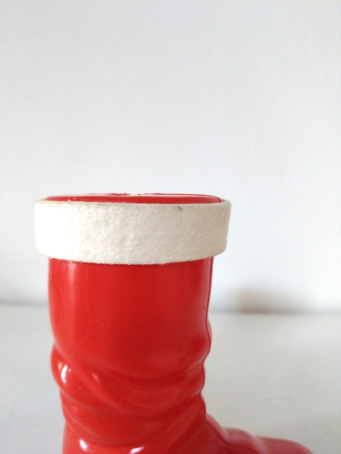 Tirelire botte de Noël en plastique