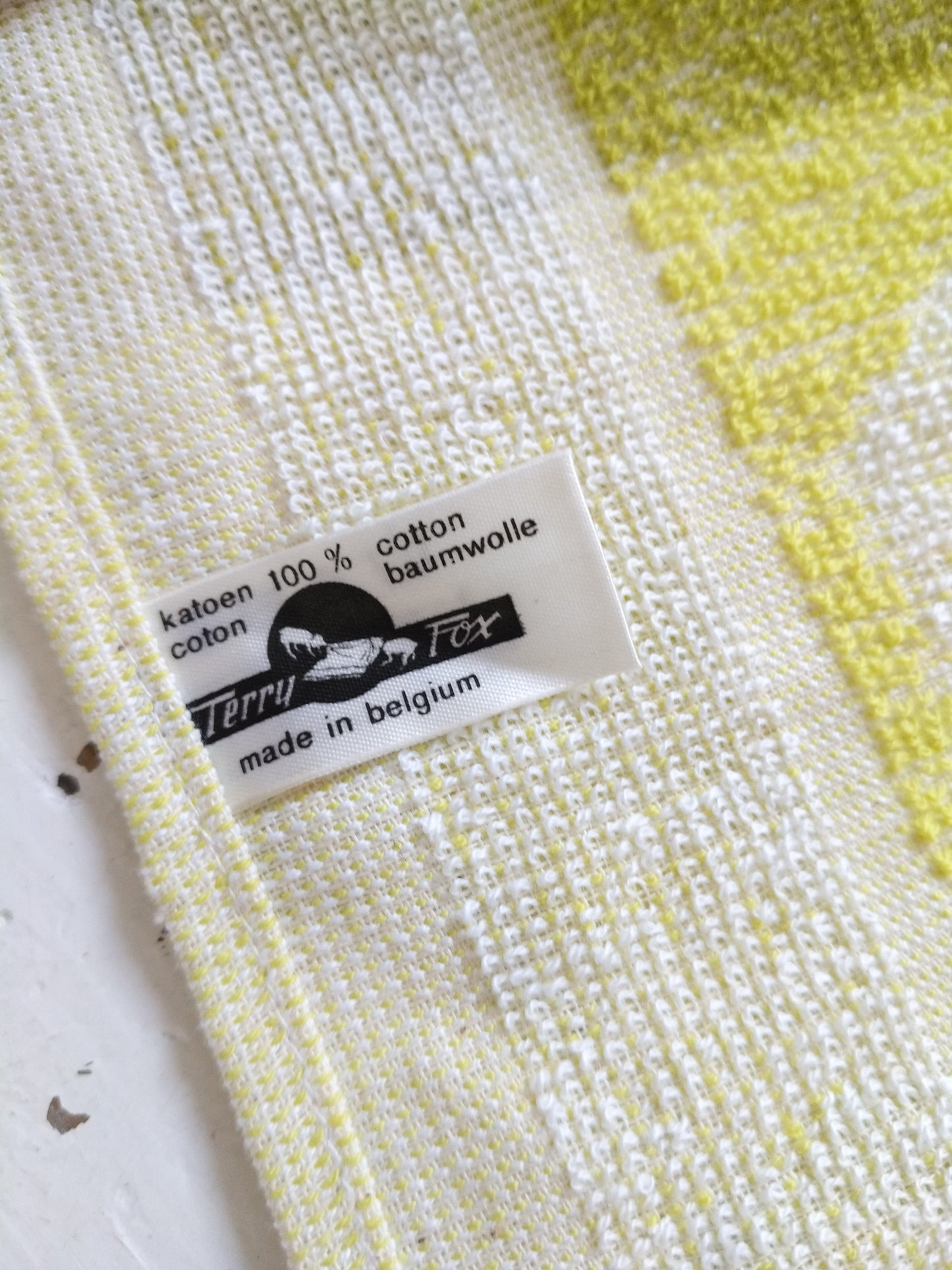 Petite serviette de toilette Terry Fox
