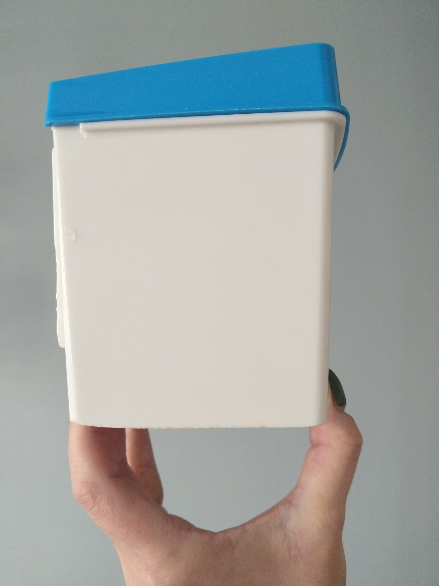 Boîte murale en plastique DBP Plastics