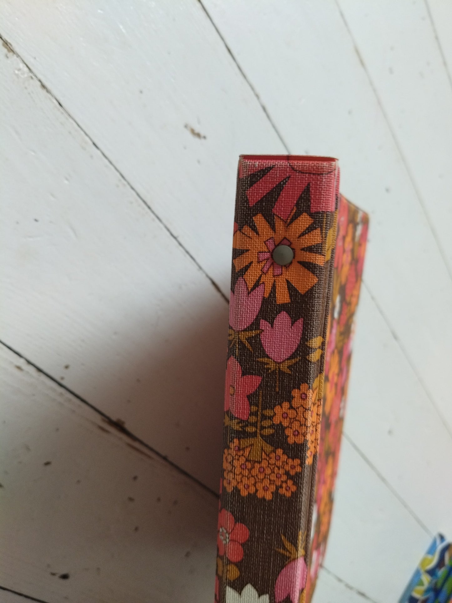 Petit classeur A4 fleurs ou pommes au choix