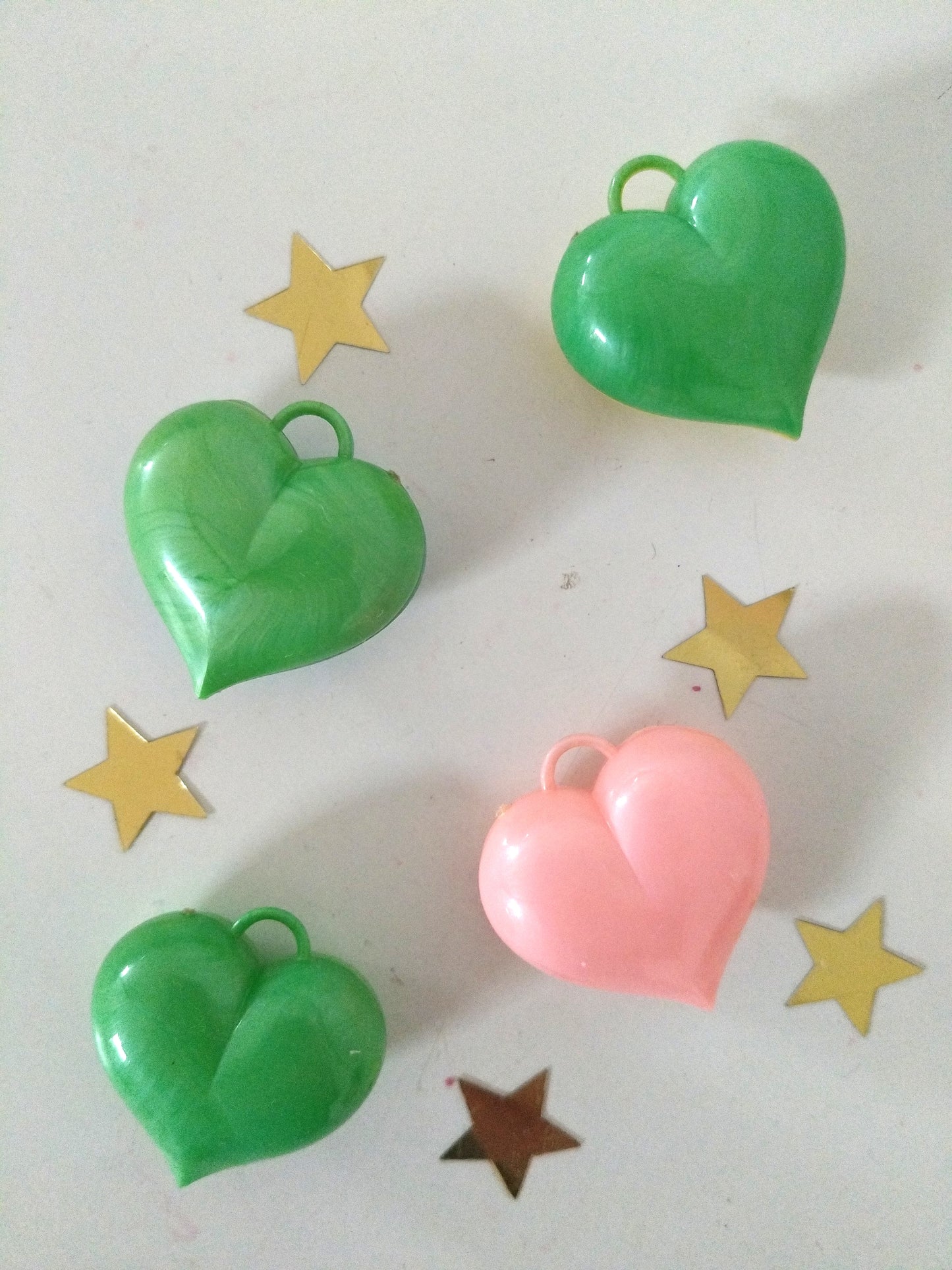 4 petits cœurs de Noël à suspendre