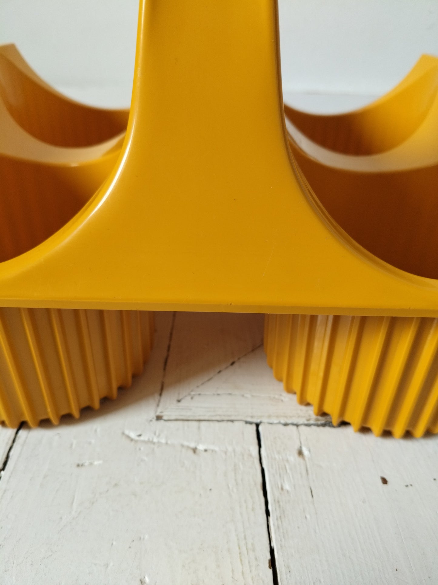 Range/porte-bouteilles en plastique Curver - cetaitmieuxavant